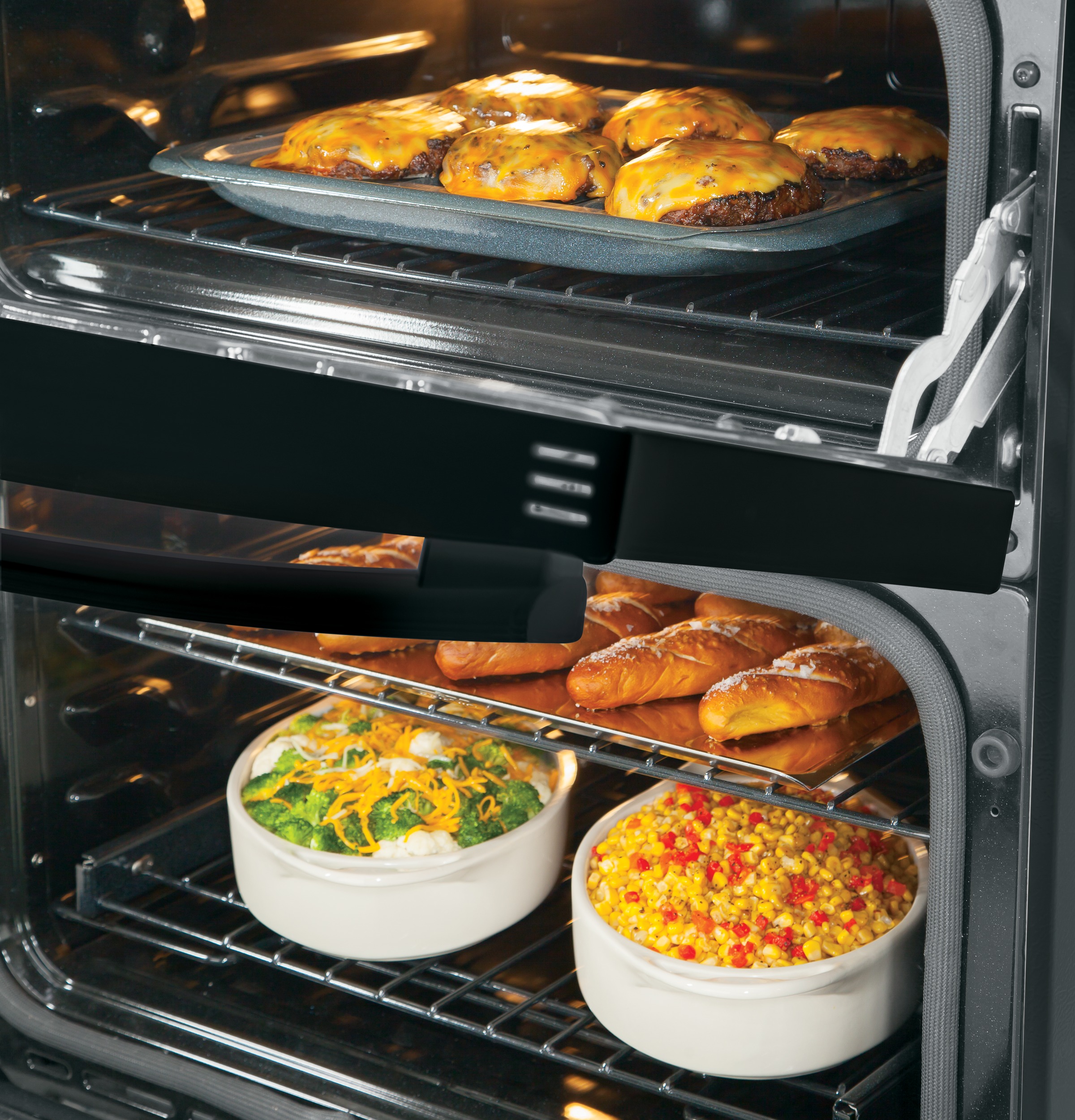 Series 30" Free-Standing Gas Double Oven with Convection Range PGB950DEFBB, product image 8 of 10