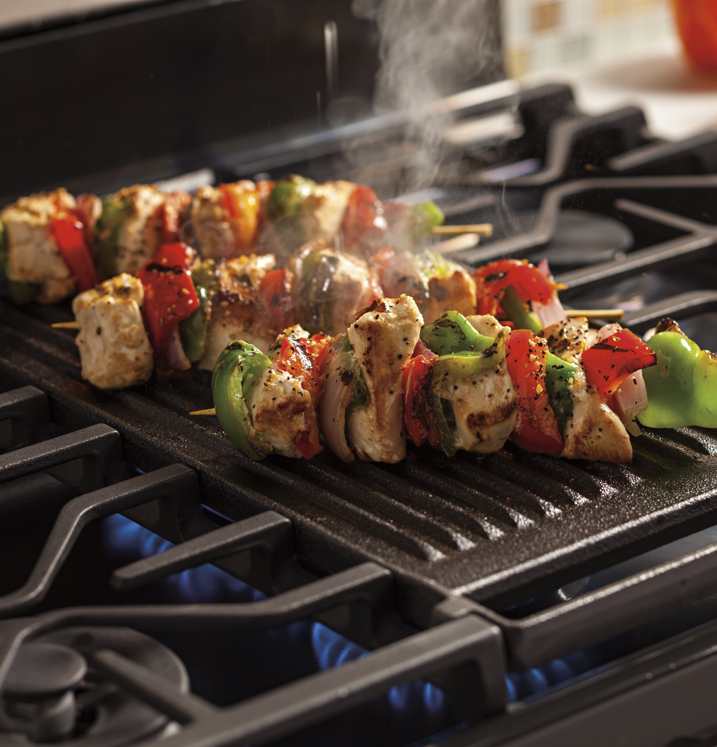 30" Free-Standing Gas Double Oven Convection Range PGB960SEJSS