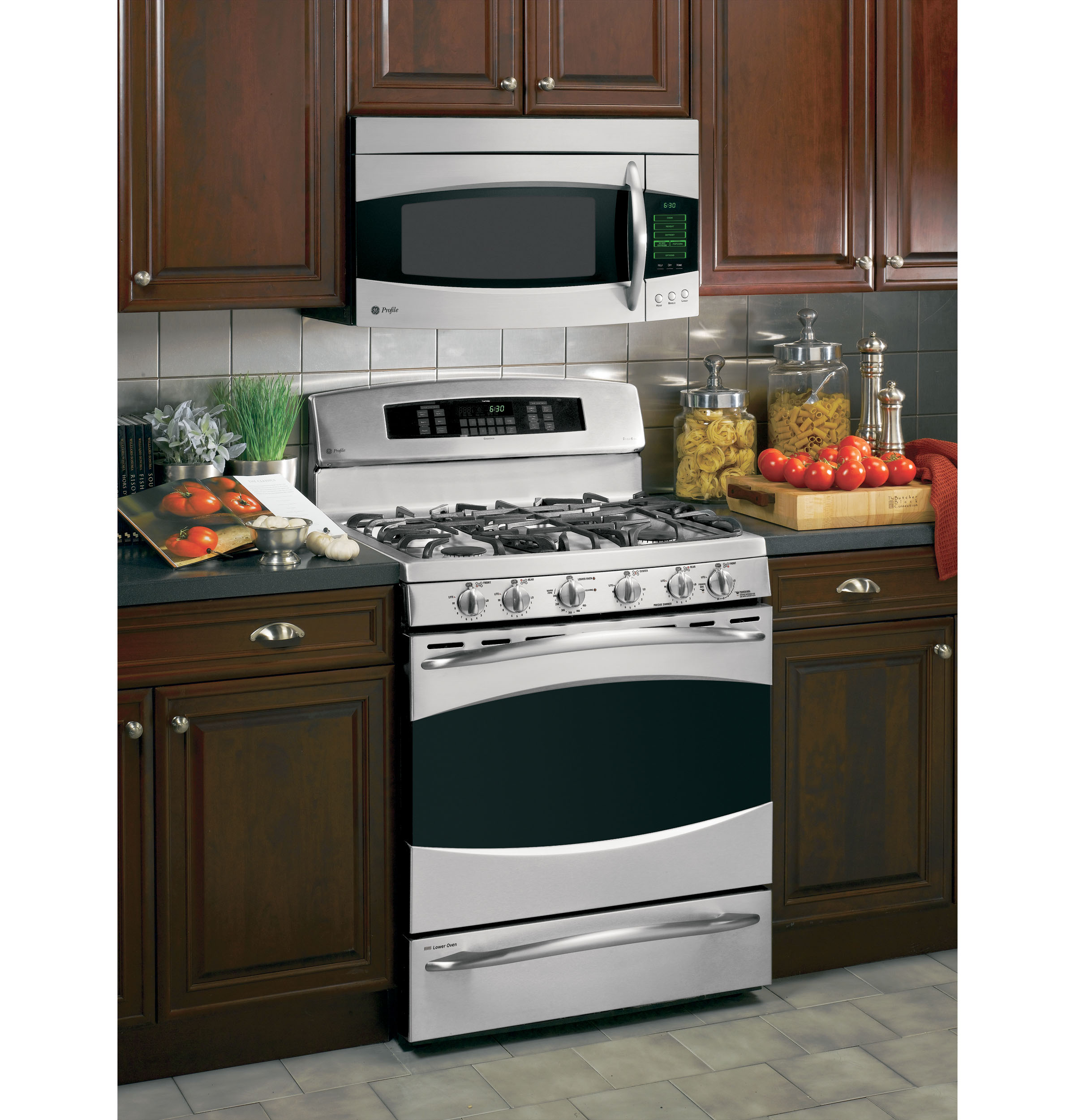 30" Free-Standing Gas Range with Baking Drawer PGB975SEMSS, product image 2 of 9