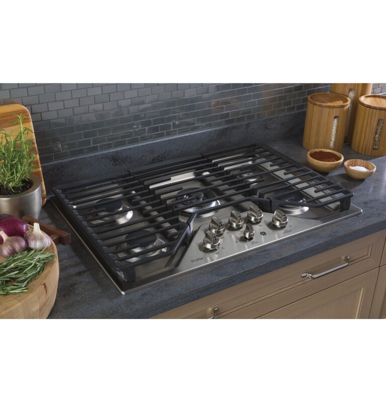 30" Built-In Tri-Ring Gas Cooktop with 5 Burners and Included Extra-Large Integrated Griddle view 6