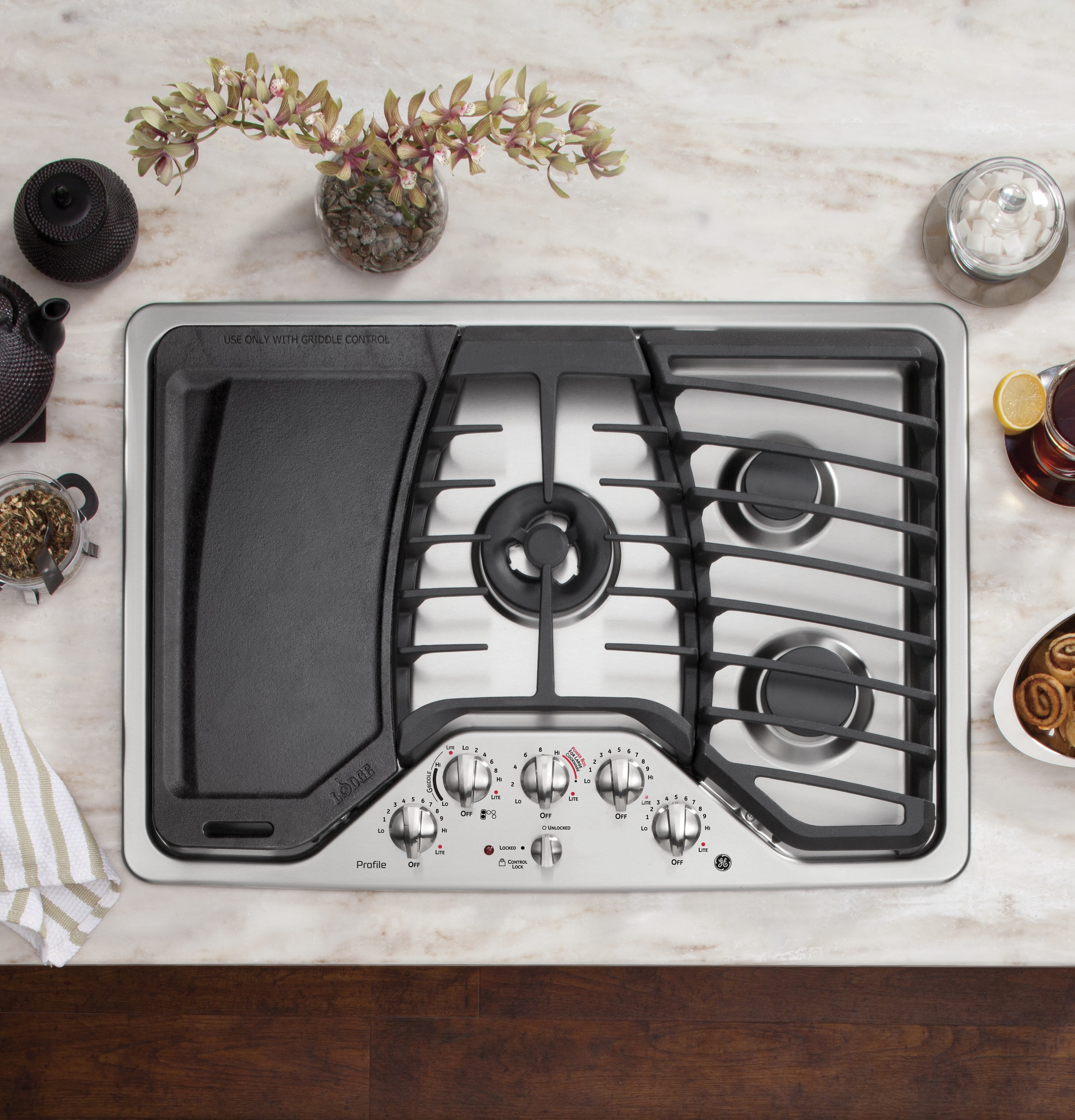 Series 30" Built-In Gas Cooktop PGP959SETSS