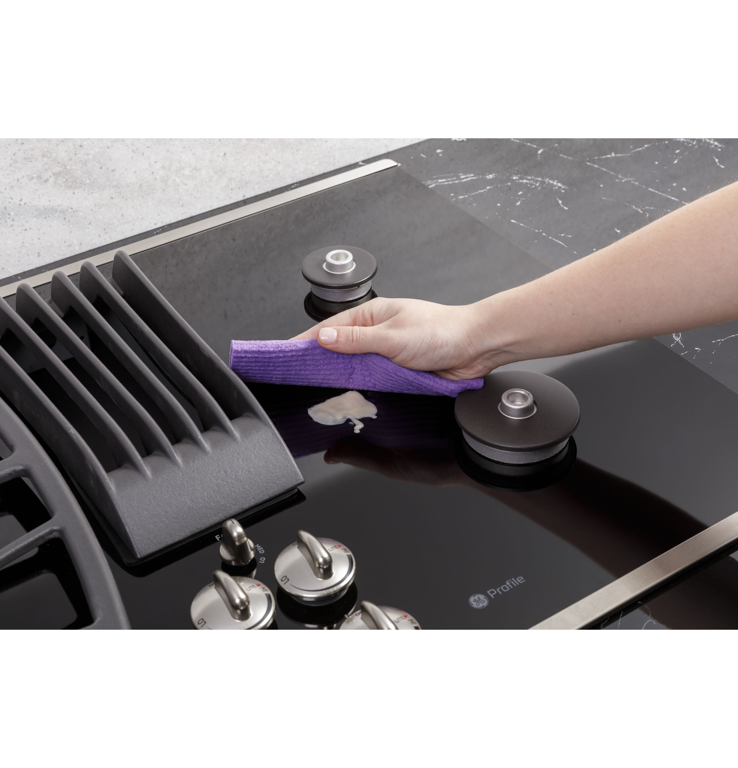 30" Built-In Gas Downdraft Cooktop view 7