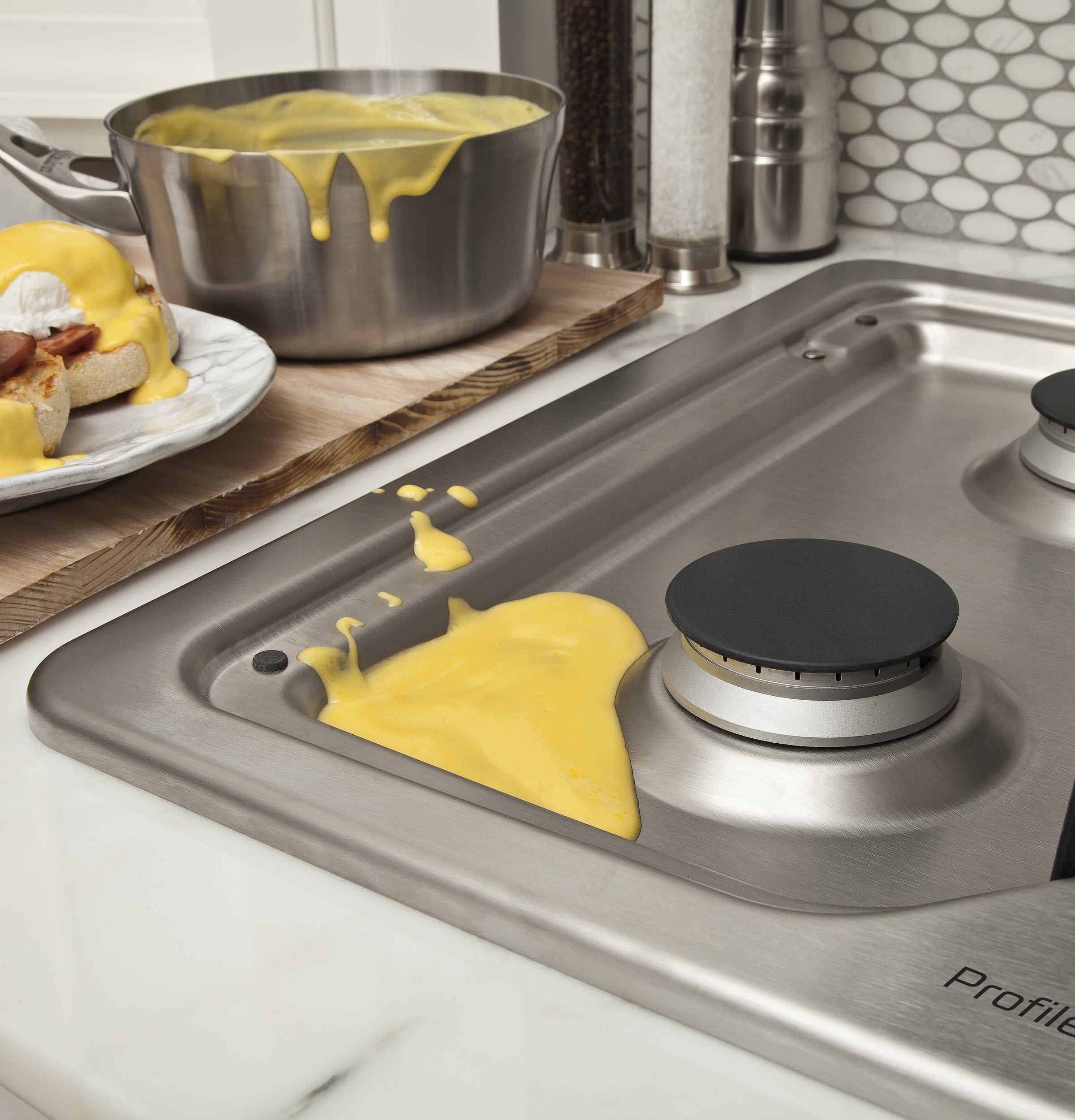 Series 36" Built-In Gas Cooktop view 7