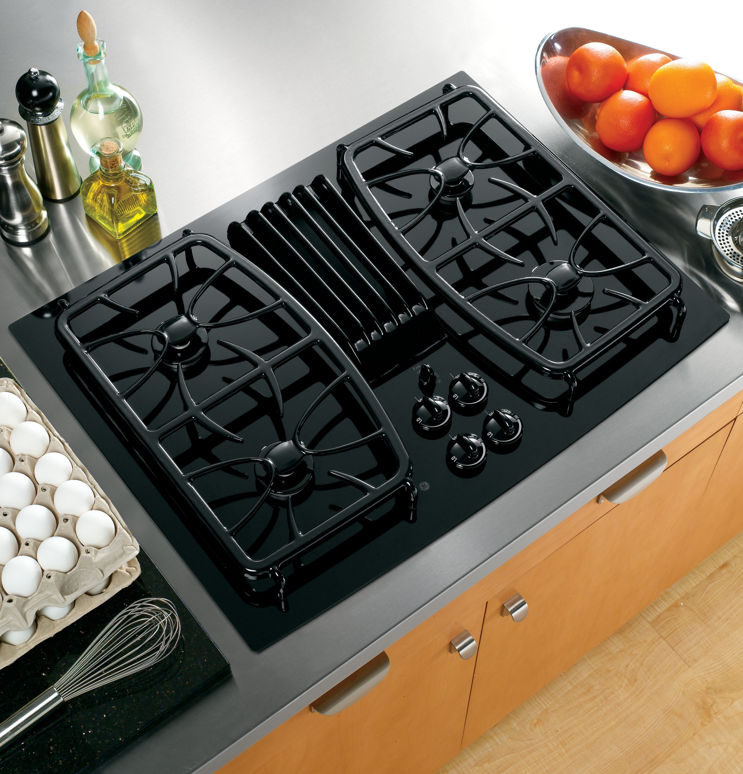 Series 30" Built-In Gas Downdraft Cooktop PGP989DNBB