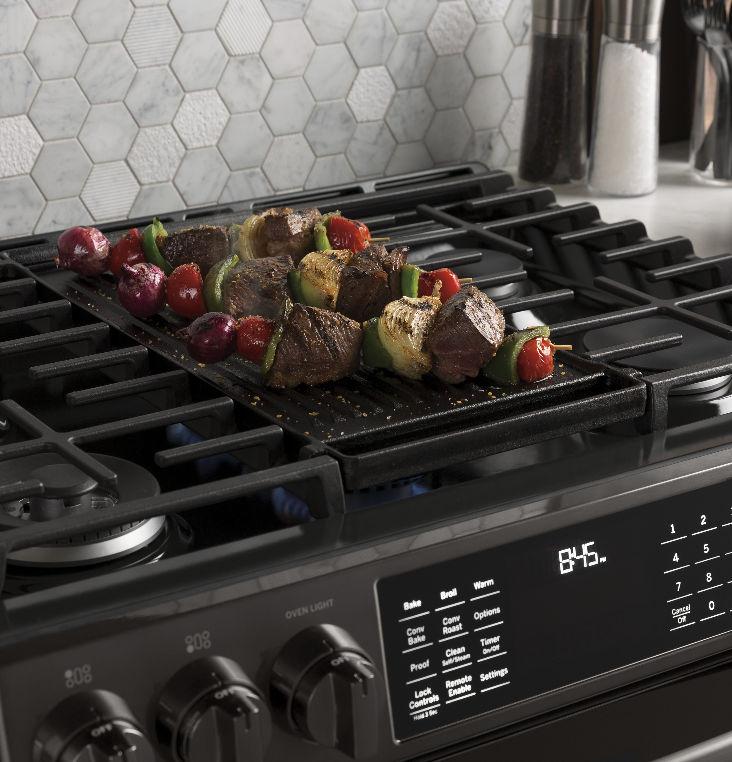 30" Smart Slide-In Front-Control Gas Double Oven Convection Range PGS960BELTS