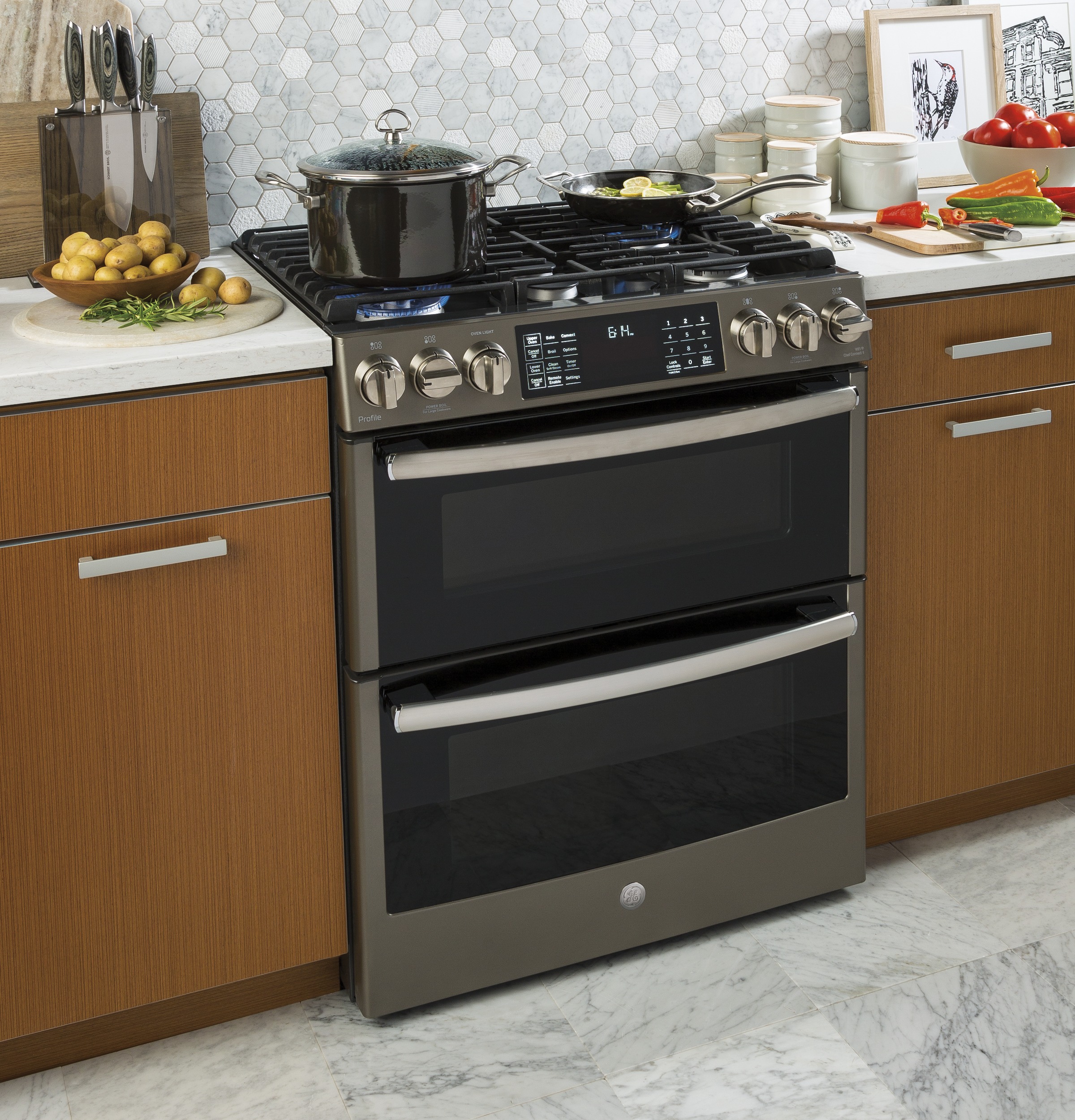 30" Smart Slide-In Front-Control Gas Double Oven Convection Range PGS960EELES