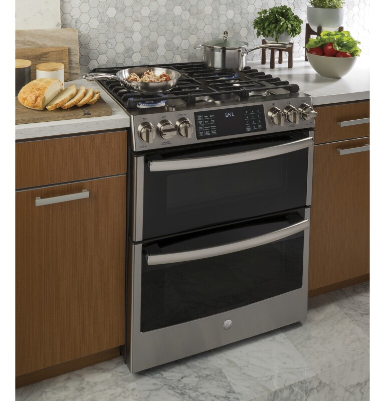 30" Smart Slide-In Front-Control Gas Double Oven Convection Range PGS960SELSS, product image 10 of 18
