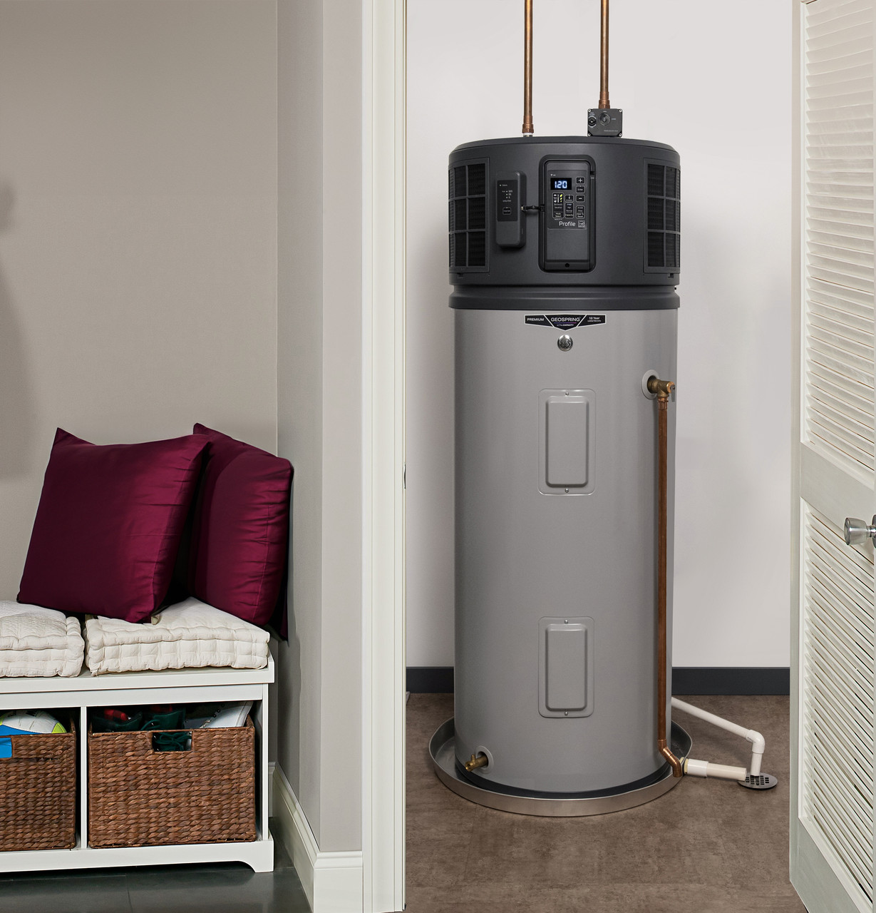 GEOSPRING Smart Hybrid Heat Pump Water Heater 50-gallon - 240V view 8