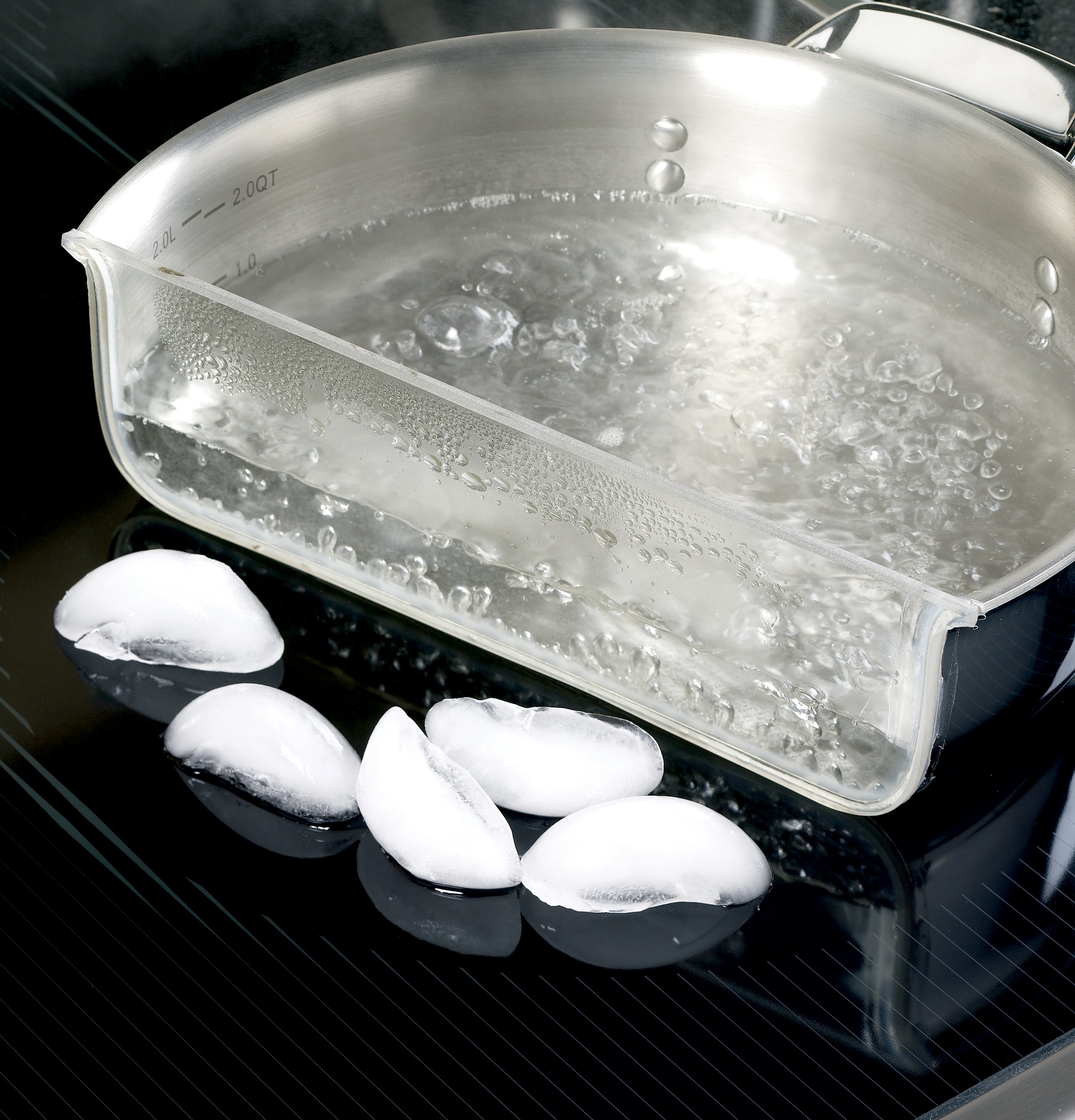 Series 30" Free-Standing Induction and Convection Range with Warming Drawer PHB920SFSS, product image 8 of 16