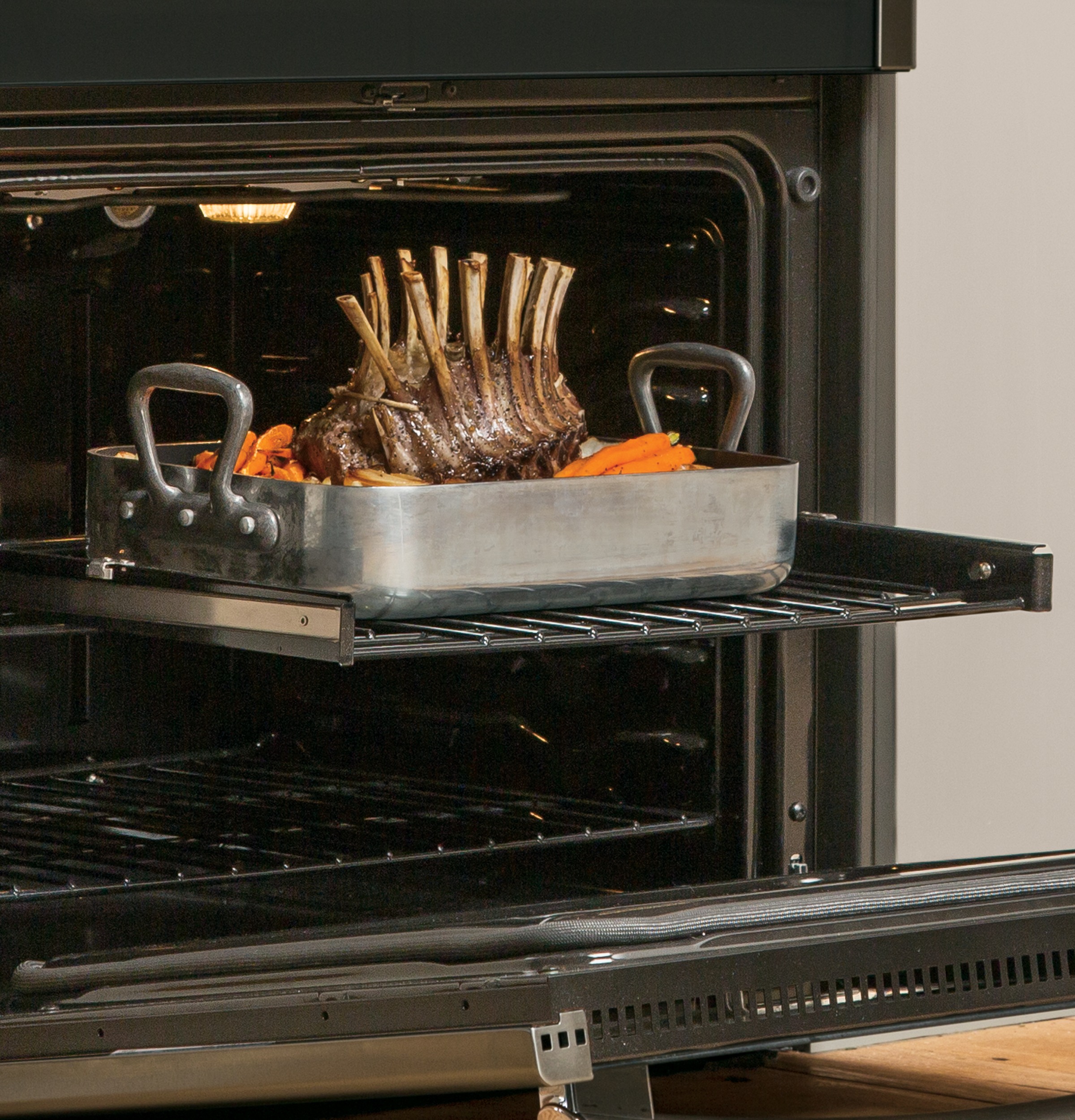 Series 30" Free-Standing Induction and Convection Range with Warming Drawer PHB920SFSS, product image 9 of 16
