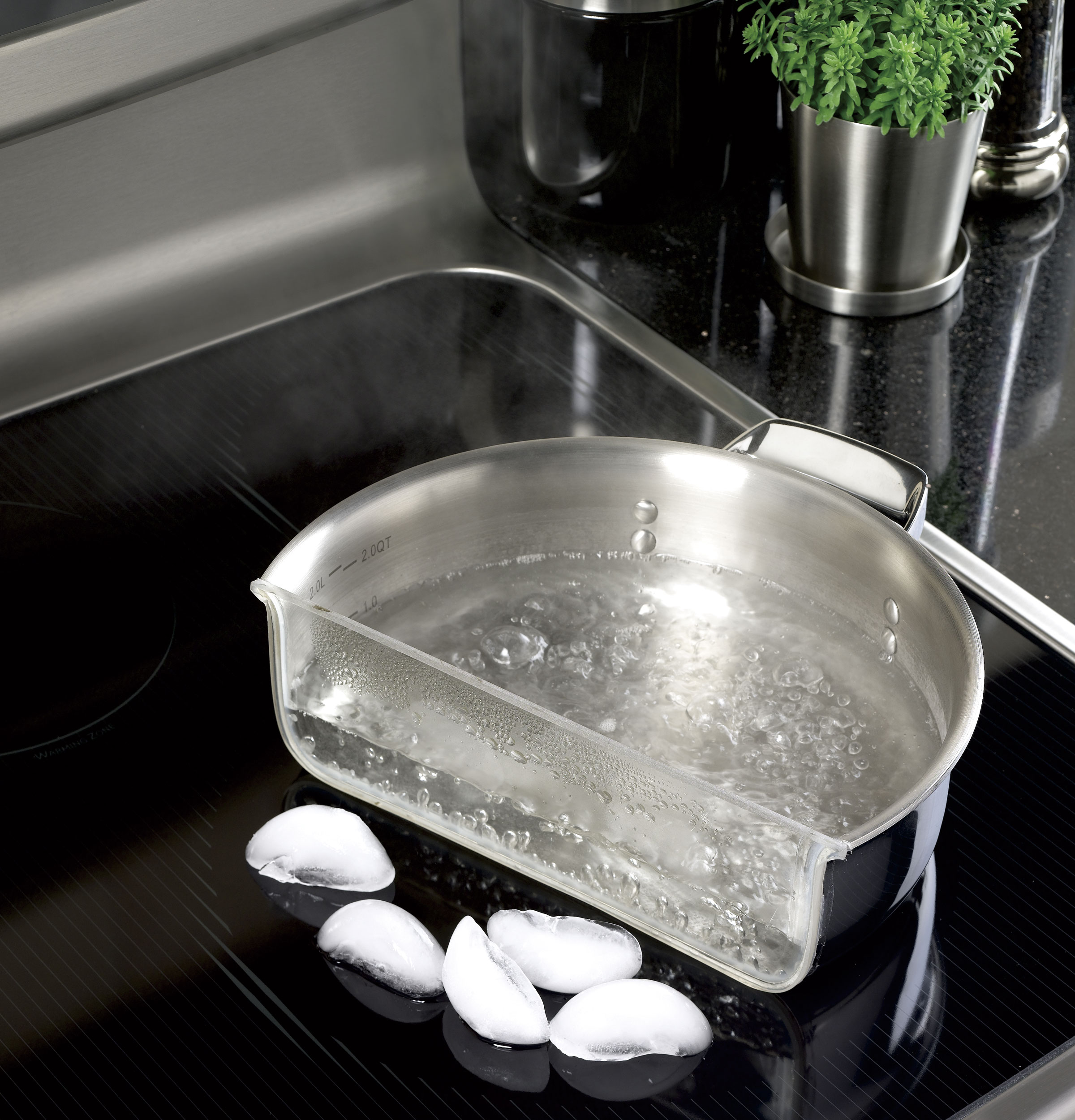 30" Free-Standing Electric Range PHB925SPSS, product image 8 of 10