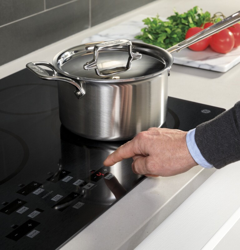 30" Built-In Touch Control Induction Cooktop PHP9030BMTS