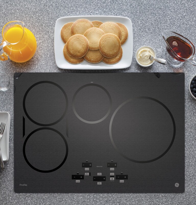 30" Built-In Touch Control Induction Cooktop PHP9030BMTS