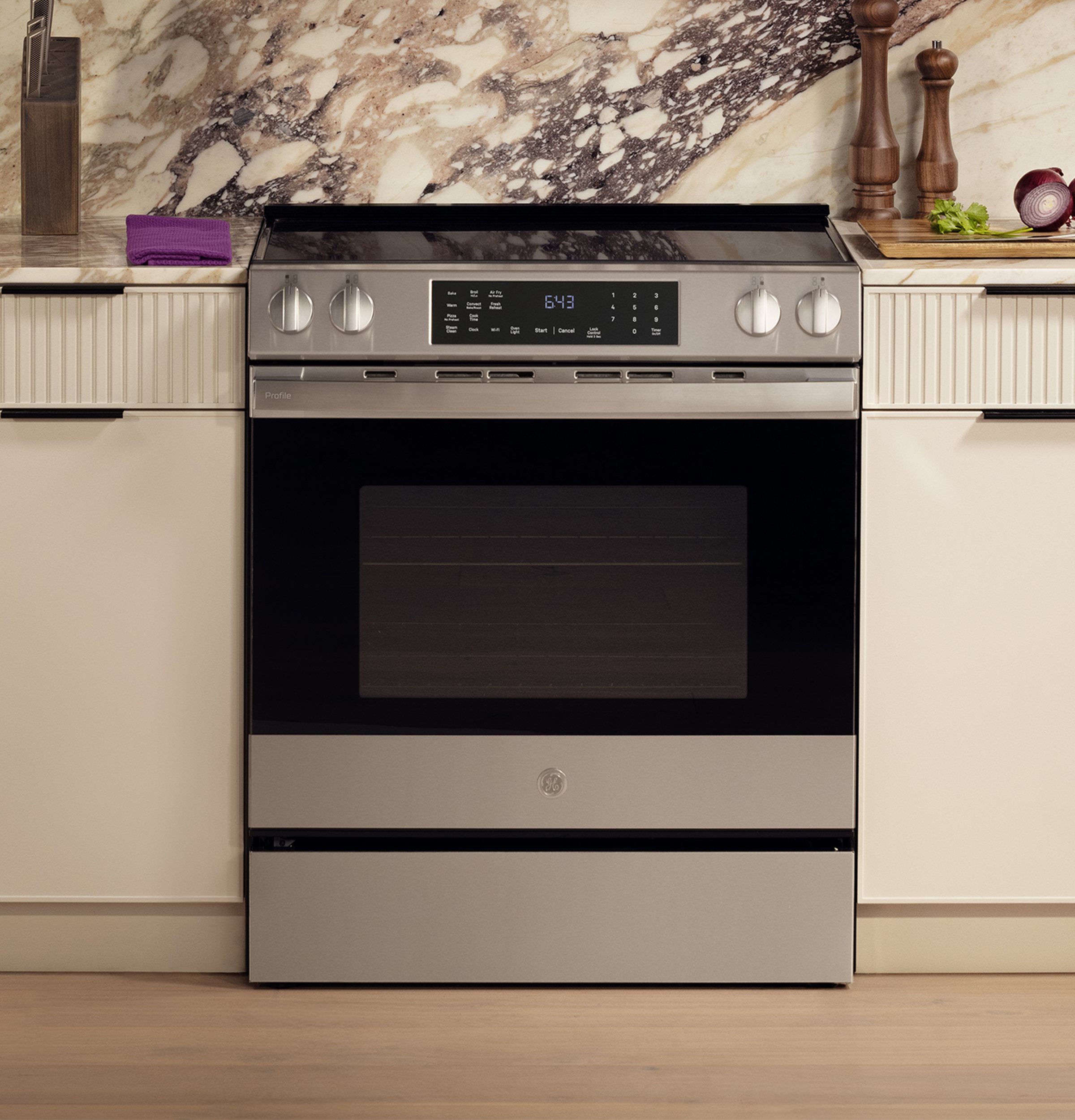 30" Smart Slide-In Induction and Convection Range with No Preheat Air Fry and EasyWash Oven Tray view 24