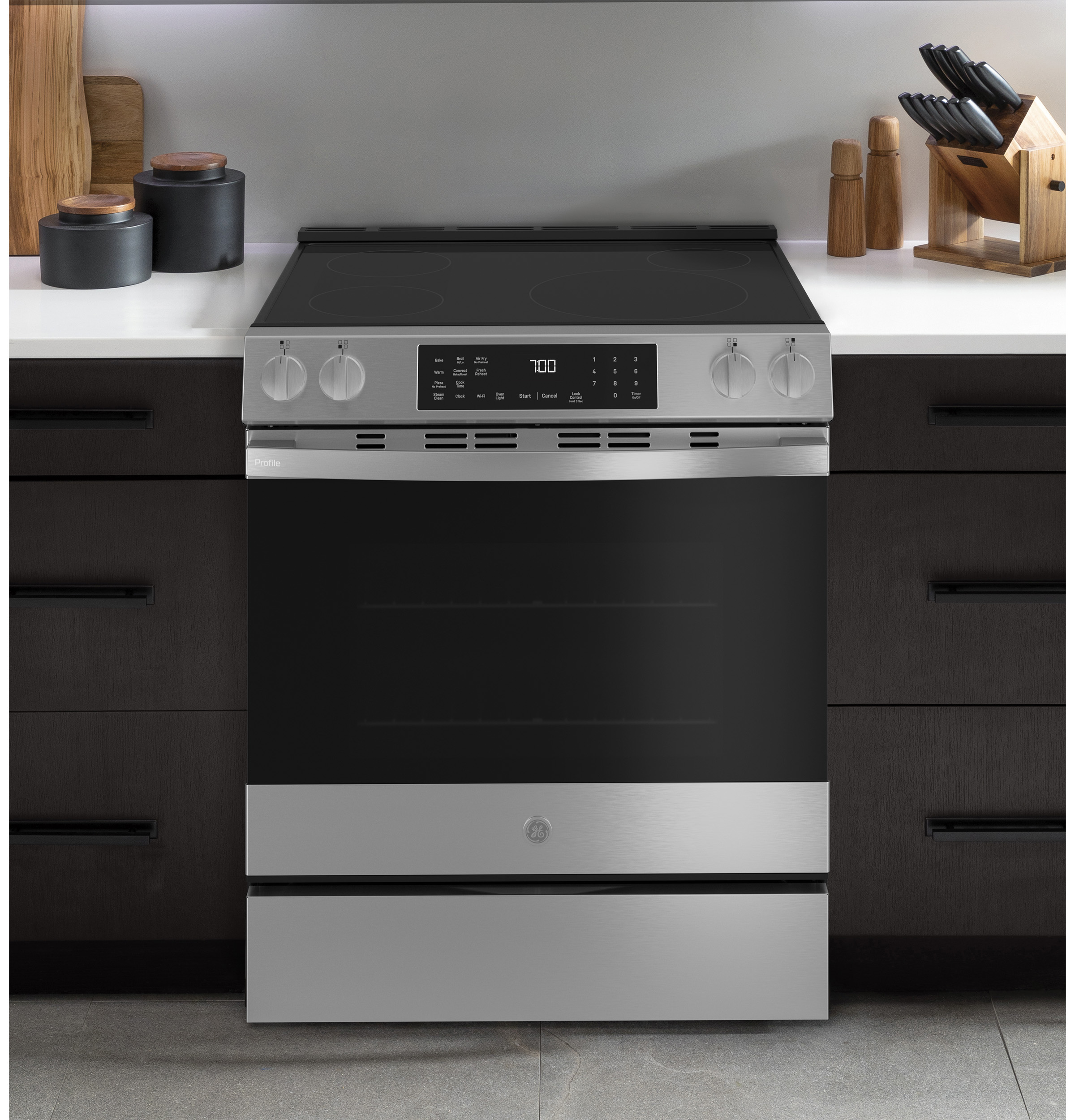 30" Smart Slide-In Induction and Convection Range with No Preheat Air Fry and EasyWash Oven Tray view 14