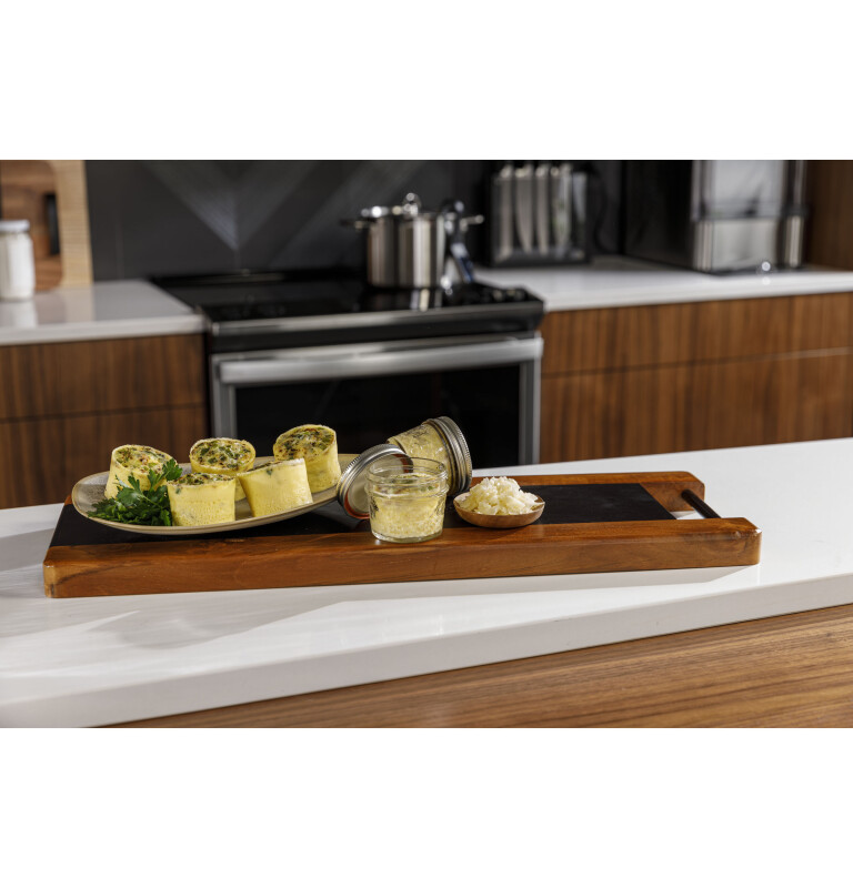 30" Smart Slide-In Fingerprint Resistant Front-Control Induction and Convection Range with No Preheat Air Fry view 9