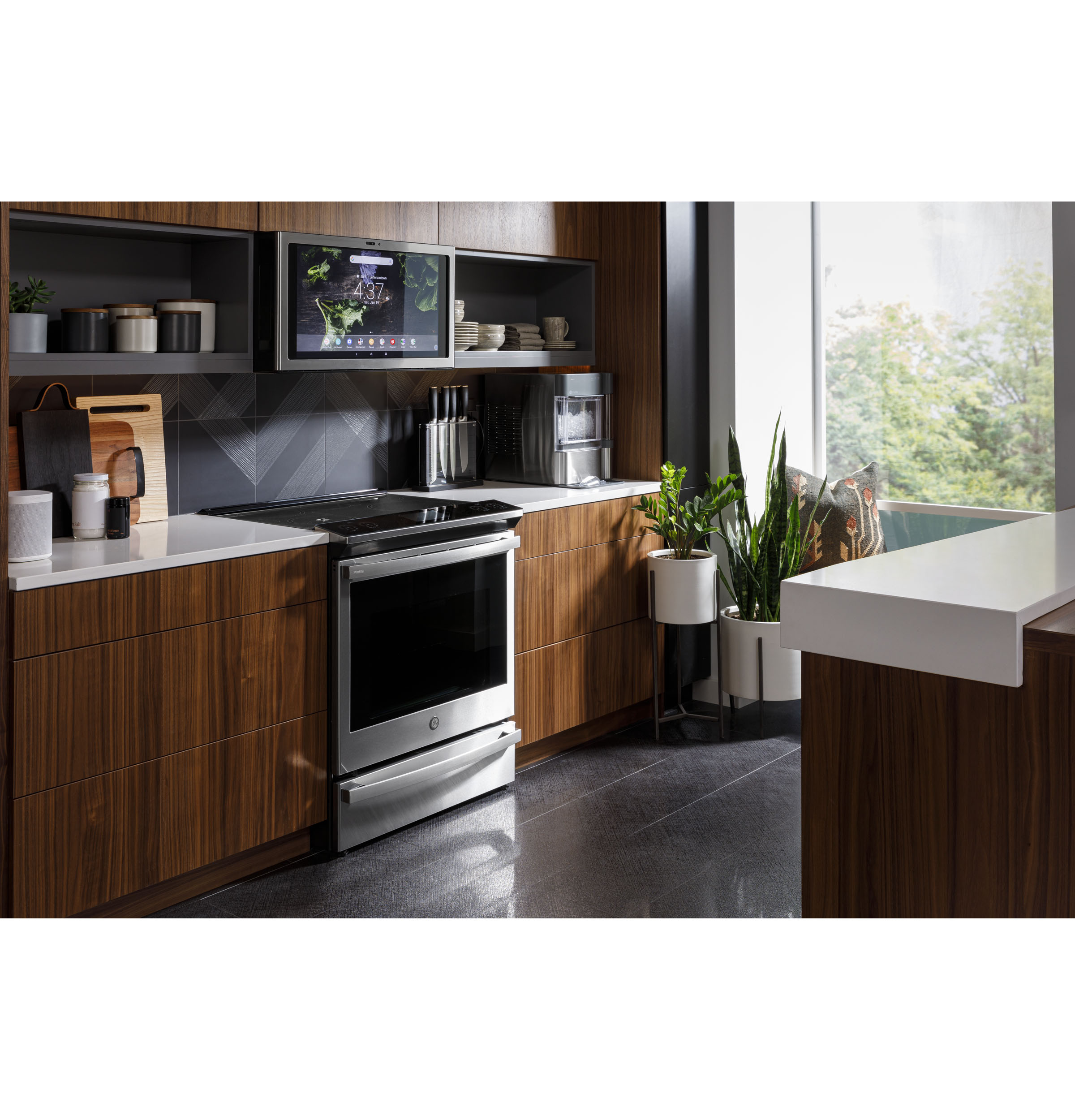 30" Smart Slide-In Front-Control Induction Fingerprint Resistant Range with In Oven Camera PHS93XYPFS