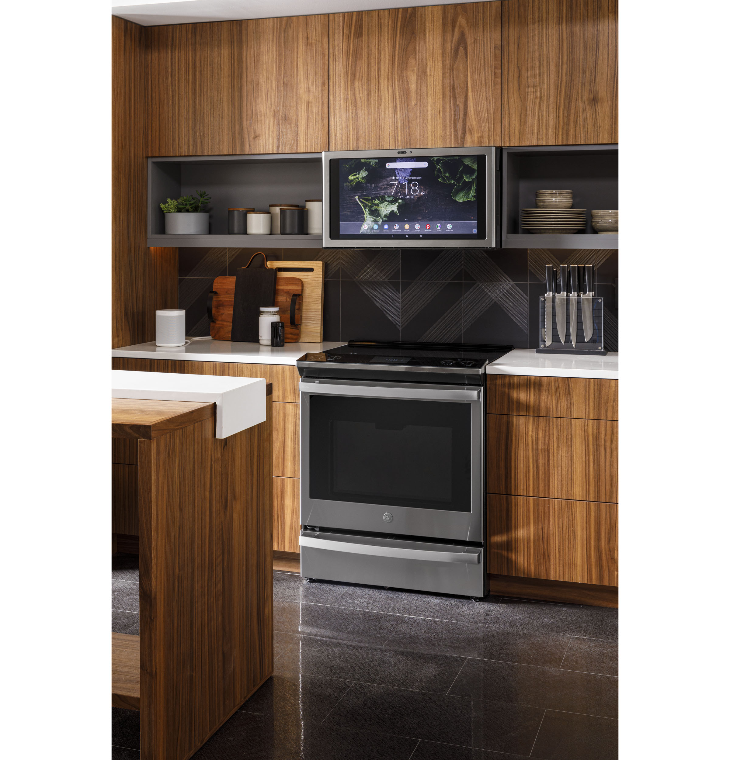 30" Smart Slide-In Front-Control Induction Fingerprint Resistant Range with In Oven Camera PHS93XYPFS