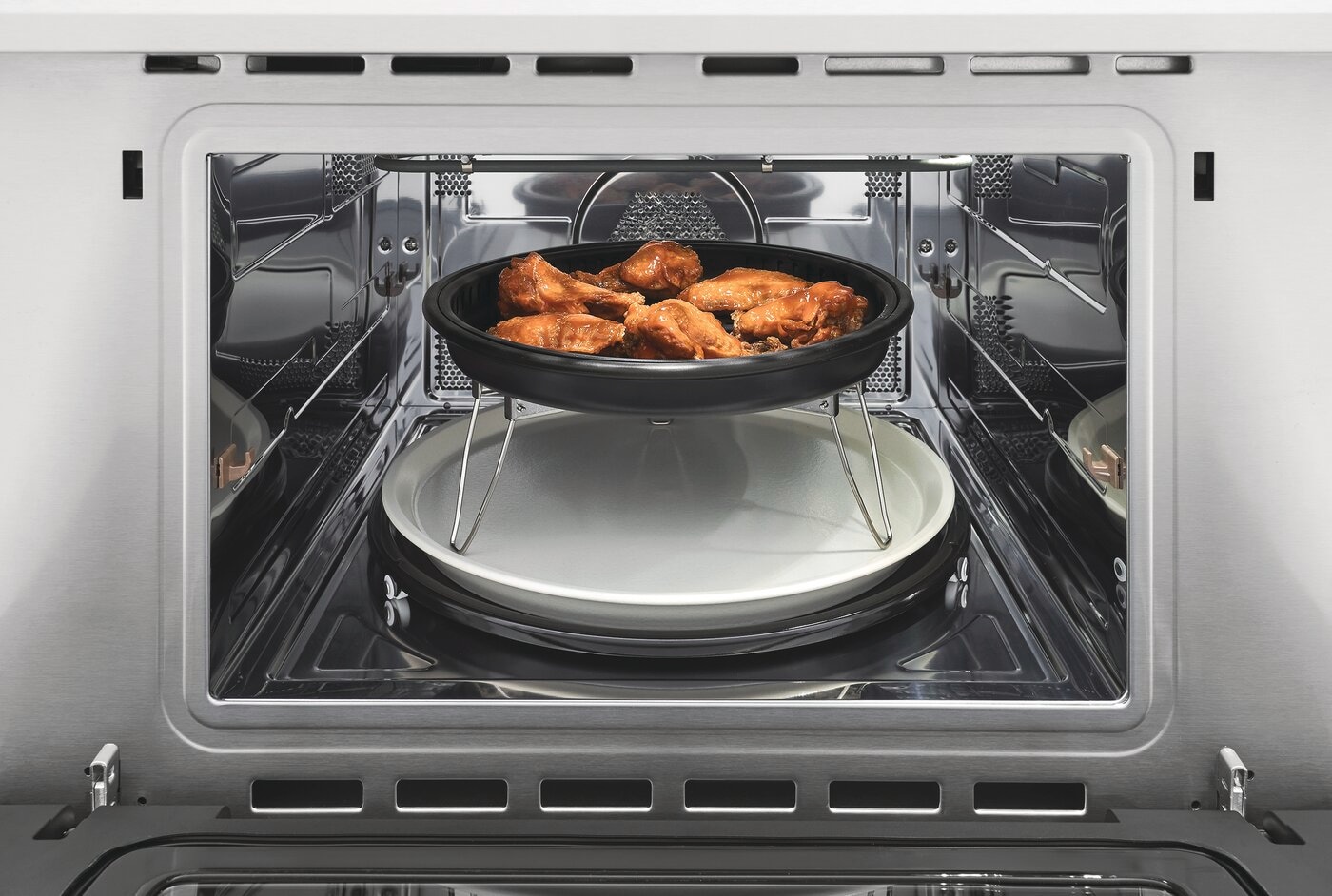 30" Built-In Convection Microwave Oven with Air Fry view 5