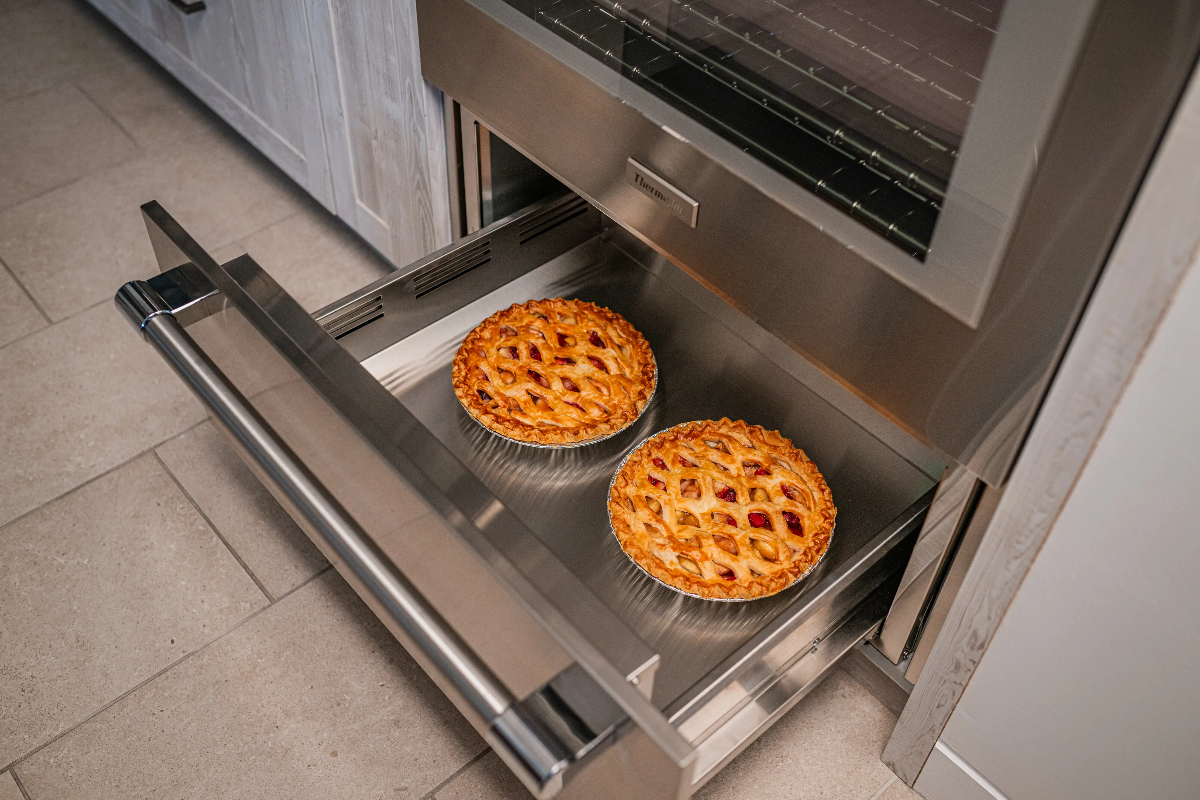 Professional Triple Speed Oven 30'' PODMCW31W