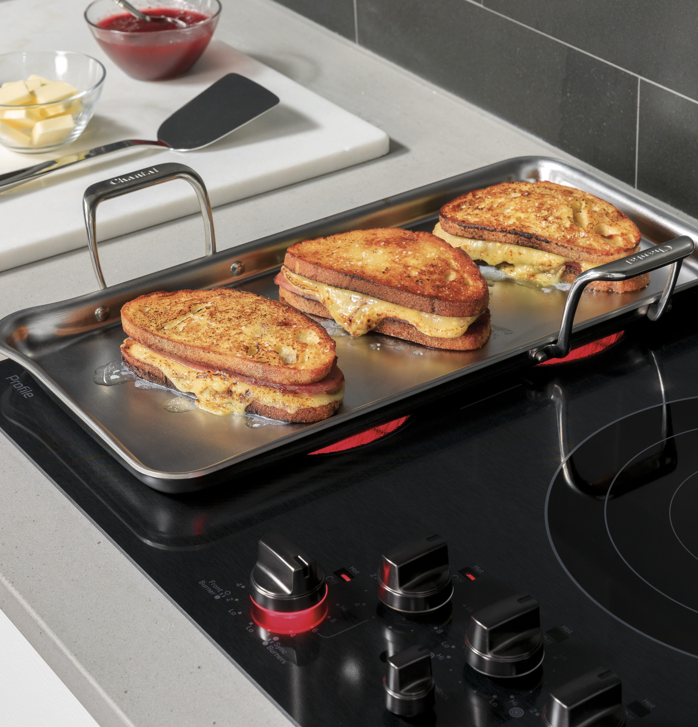 30" Built-In Knob Control Electric Cooktop PP7030BMTS