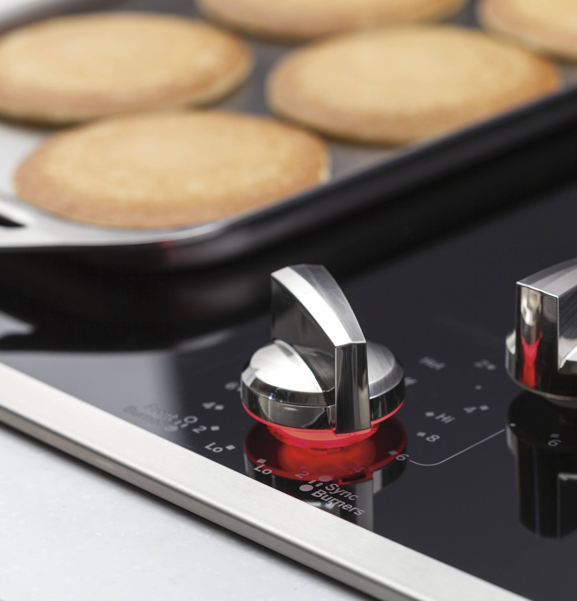 36" Built-In Knob Control Cooktop view 8