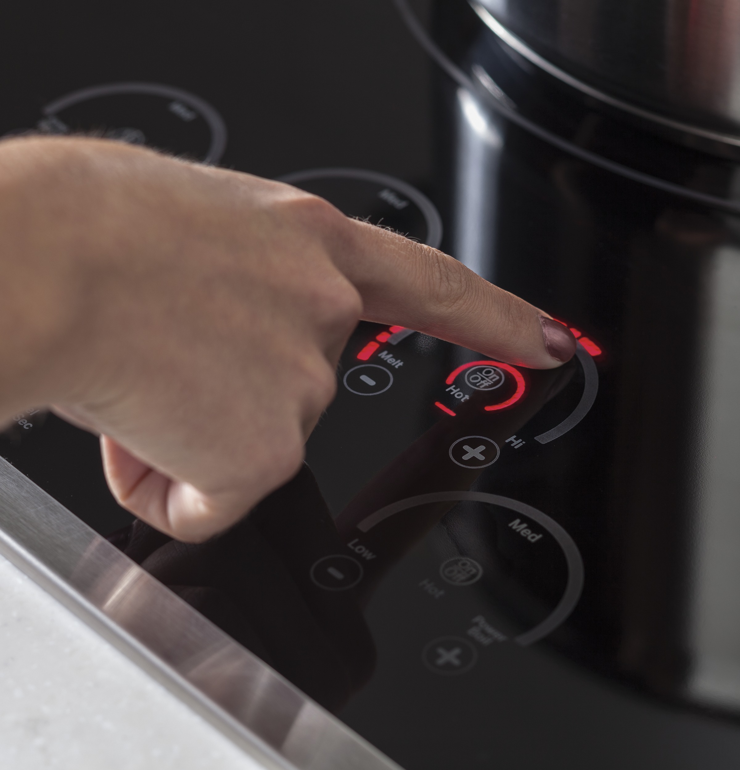 36" Built-In Touch Control Cooktop PP9036SJSS