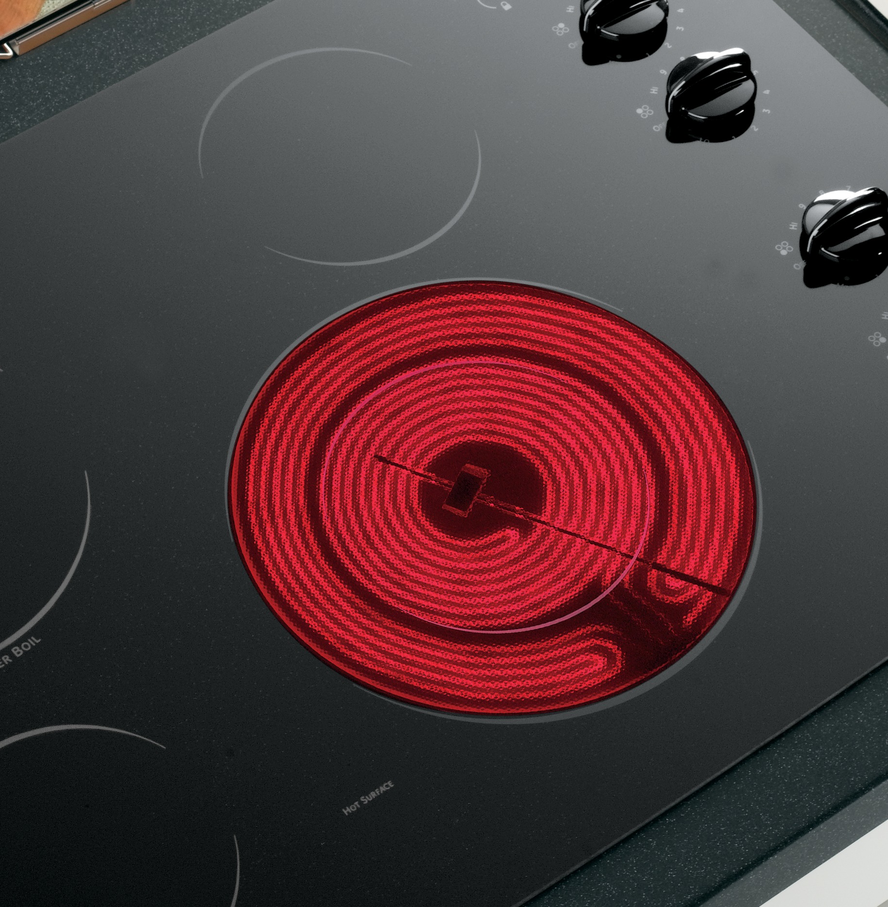 Series 30" Built-In Electric Cooktop PP912BMBB