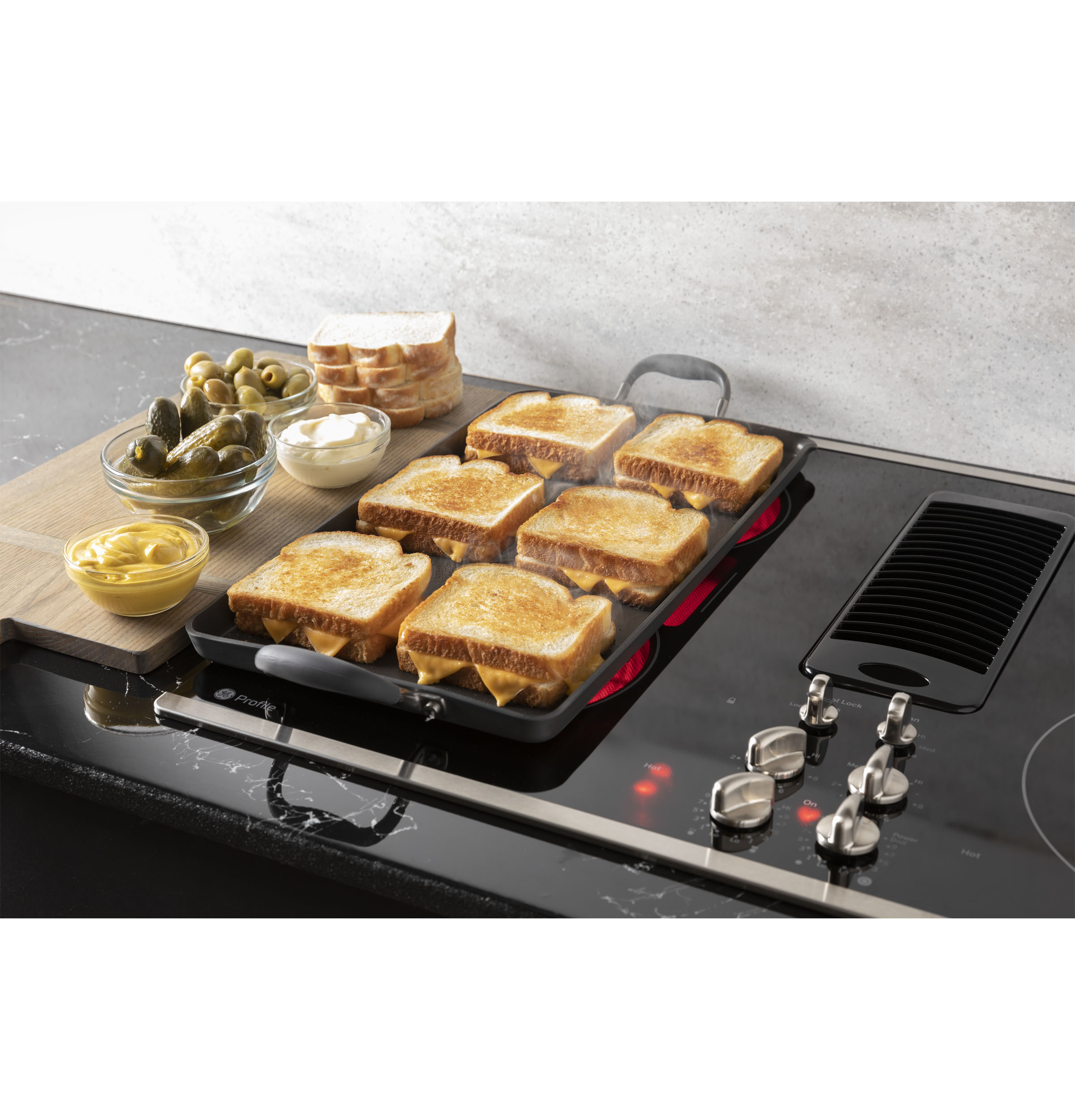 30" Downdraft Electric Cooktop view 8