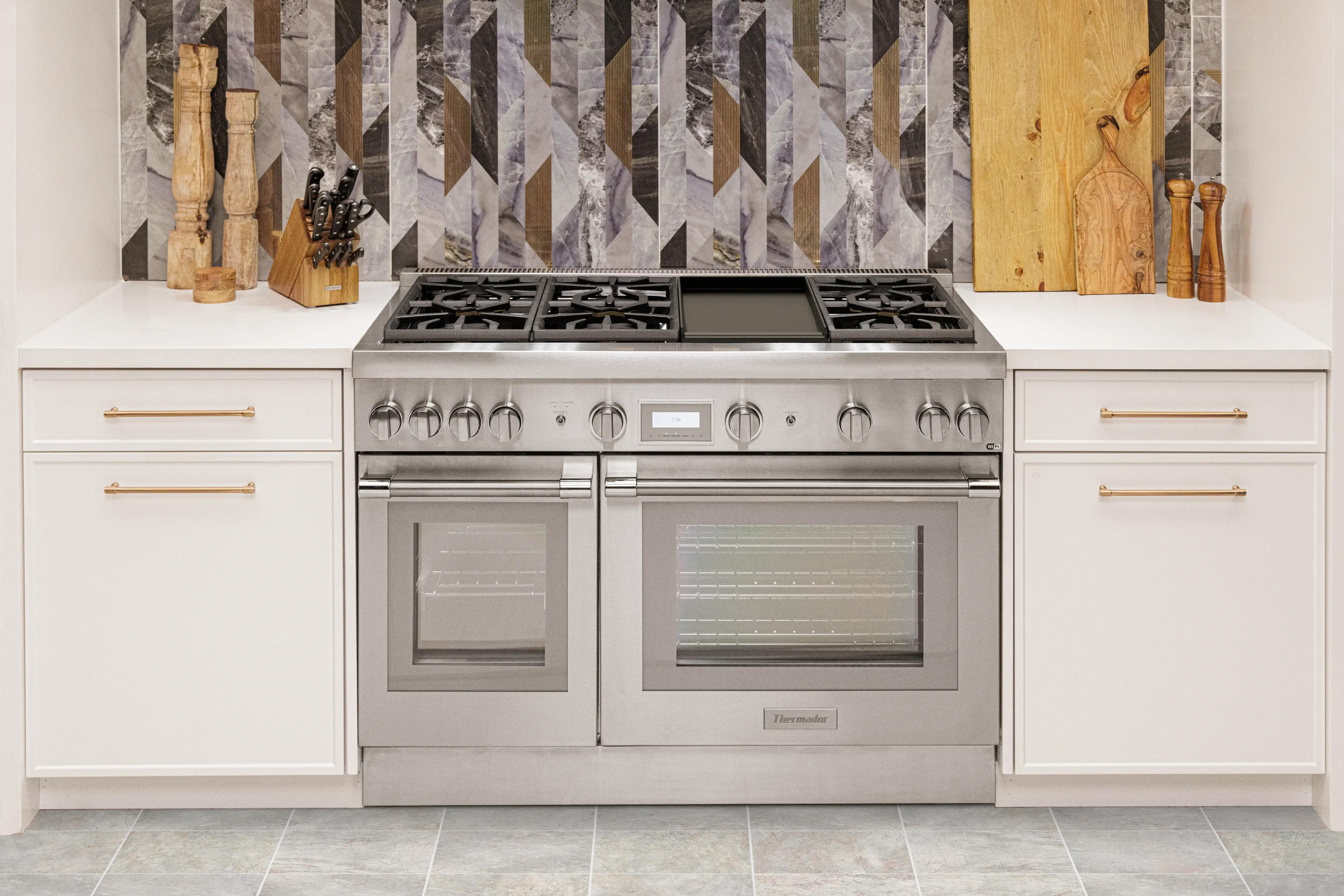 Gas Professional Range 48'' Pro Harmony® Standard Depth PRG486WDH