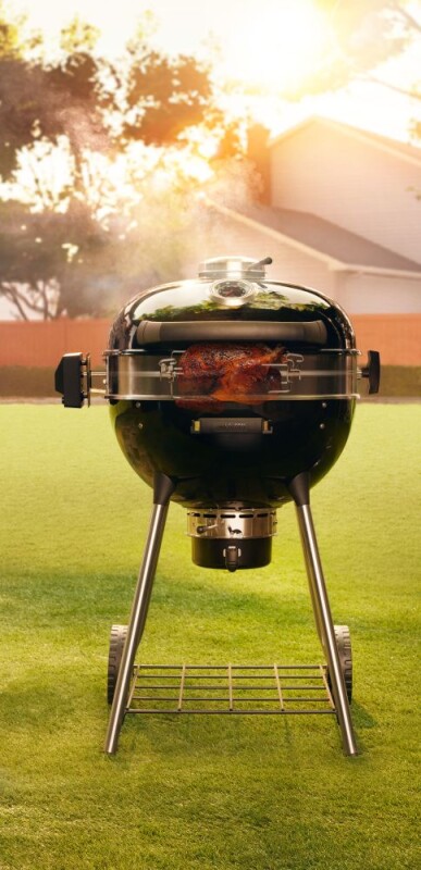 Professional 22 Charcoal 22-inch Kettle Grill PRO22KLEG3