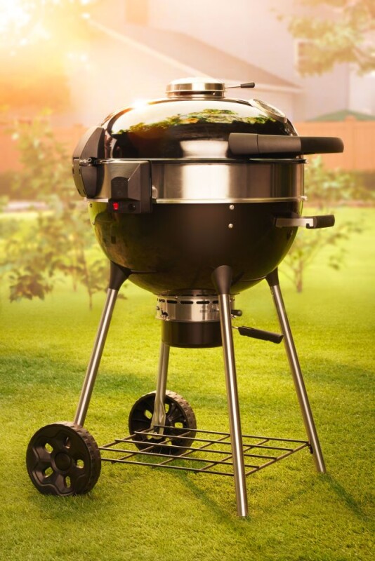 Professional 22 Charcoal 22-inch Kettle Grill PRO22KLEG3