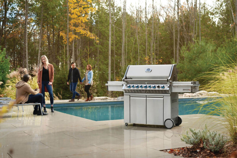 Legacy Prestige® PRO 665 RSIB with Infrared Side and Rear Burners PRO665RSIBNSS3