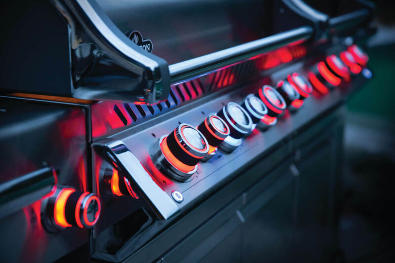 Classic Prestige® PRO 825 RSBI with Power Side Burner, Infrared Rear & Bottom Burners PRO825RSBINSS3