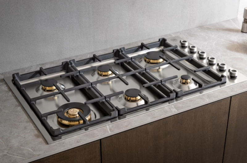 36 Drop-in Gas Cooktop 6 brass burners view 4