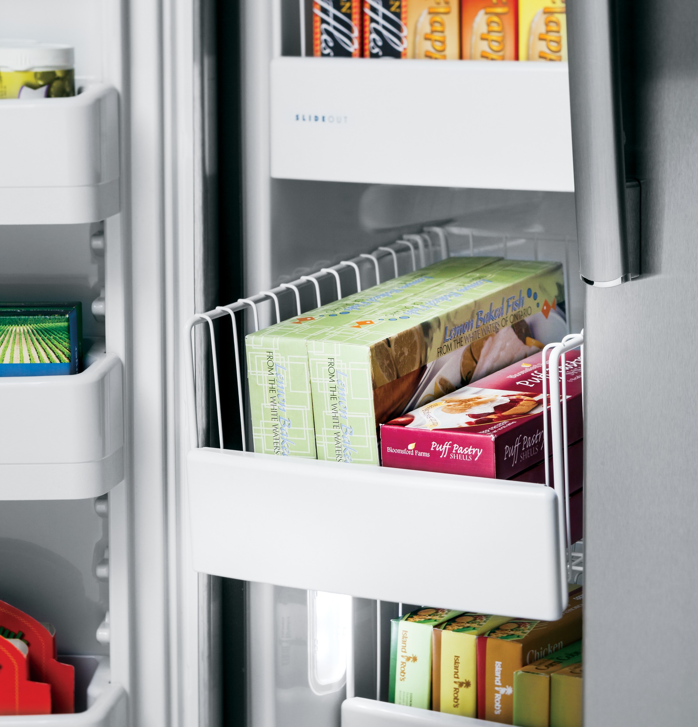 Series 25.3 Cu. Ft. Side-by-Side Refrigerator PSE25KBLTS, product image 12 of 16