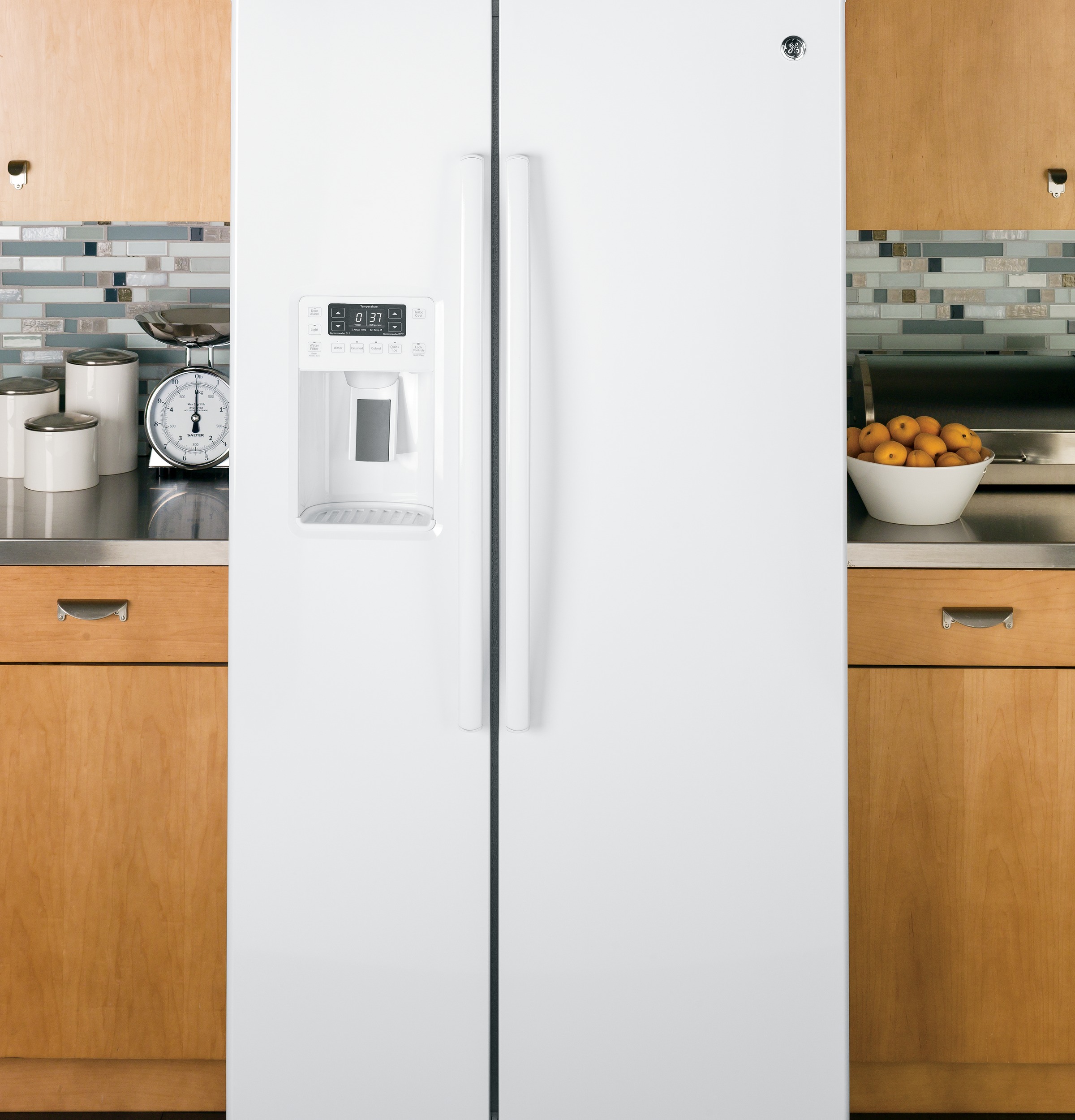 Series 25.9 Cu. Ft. Side-by-Side Refrigerator PSE26KGEWW, product image 6 of 11