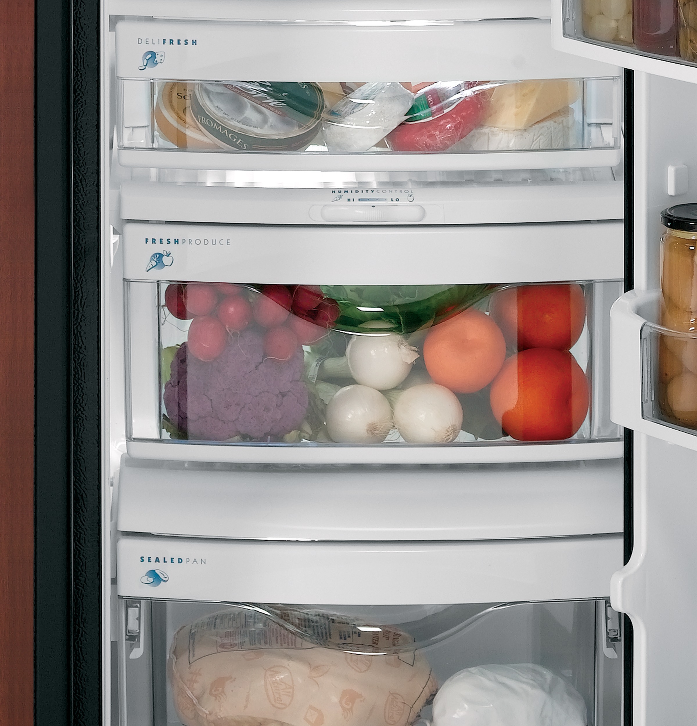 23.3 Cu. Ft. Side-by-Side Refrigerator PSIC3RGXBV, product image 11 of 15