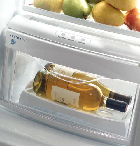 26.5 Cu. Ft. Stainless Side-by-Side Refrigerator with Dispenser PSS27SGRSS