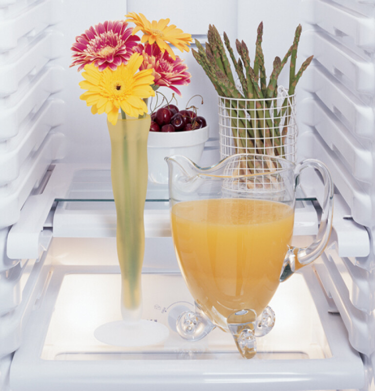 28.7 Cu. Ft. Side-by-Side Refrigerator with Refreshment Center PSS29NHPBB