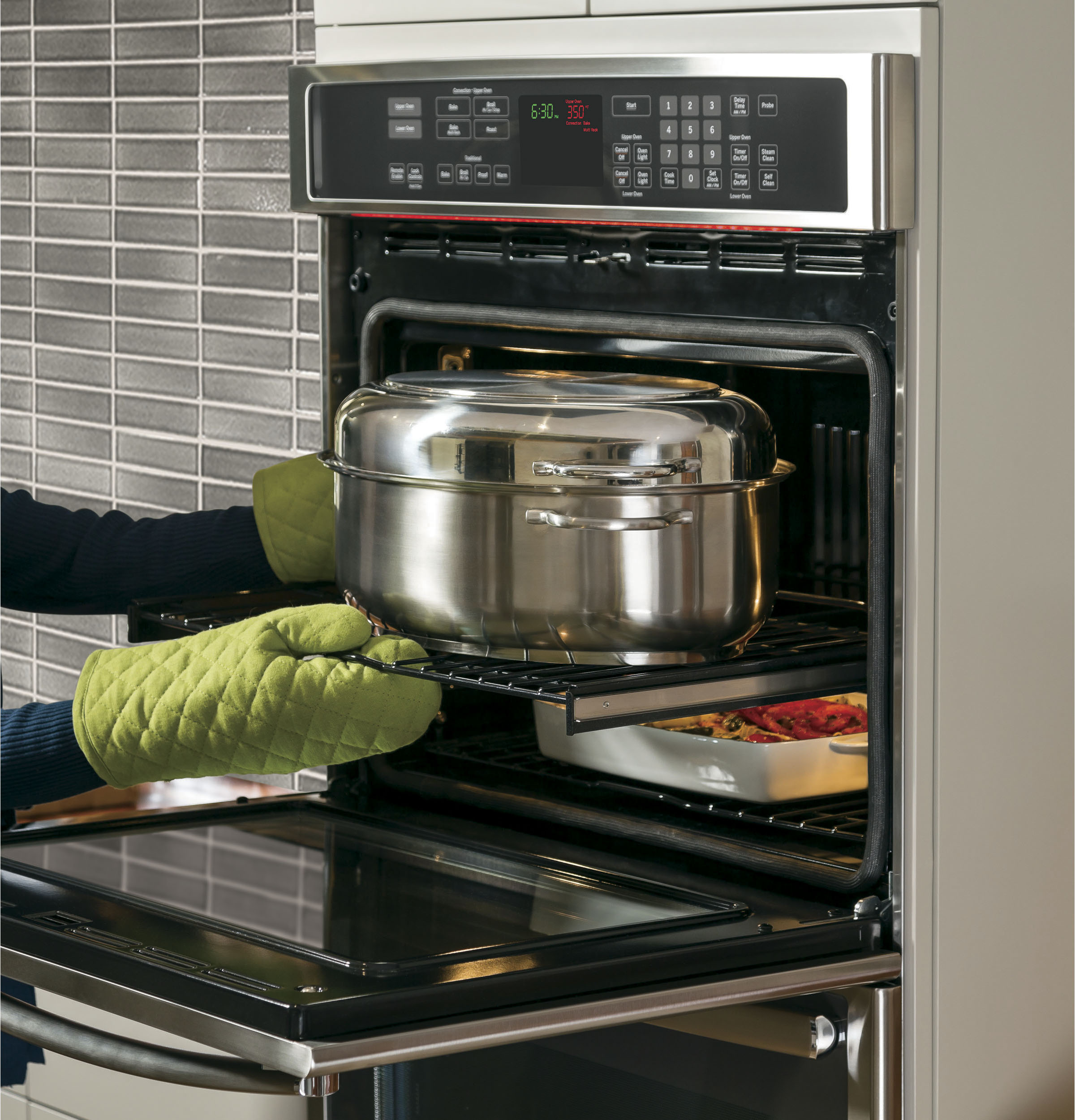 Series 30" Built-In Double Wall Oven with Convection PT7550SFSS