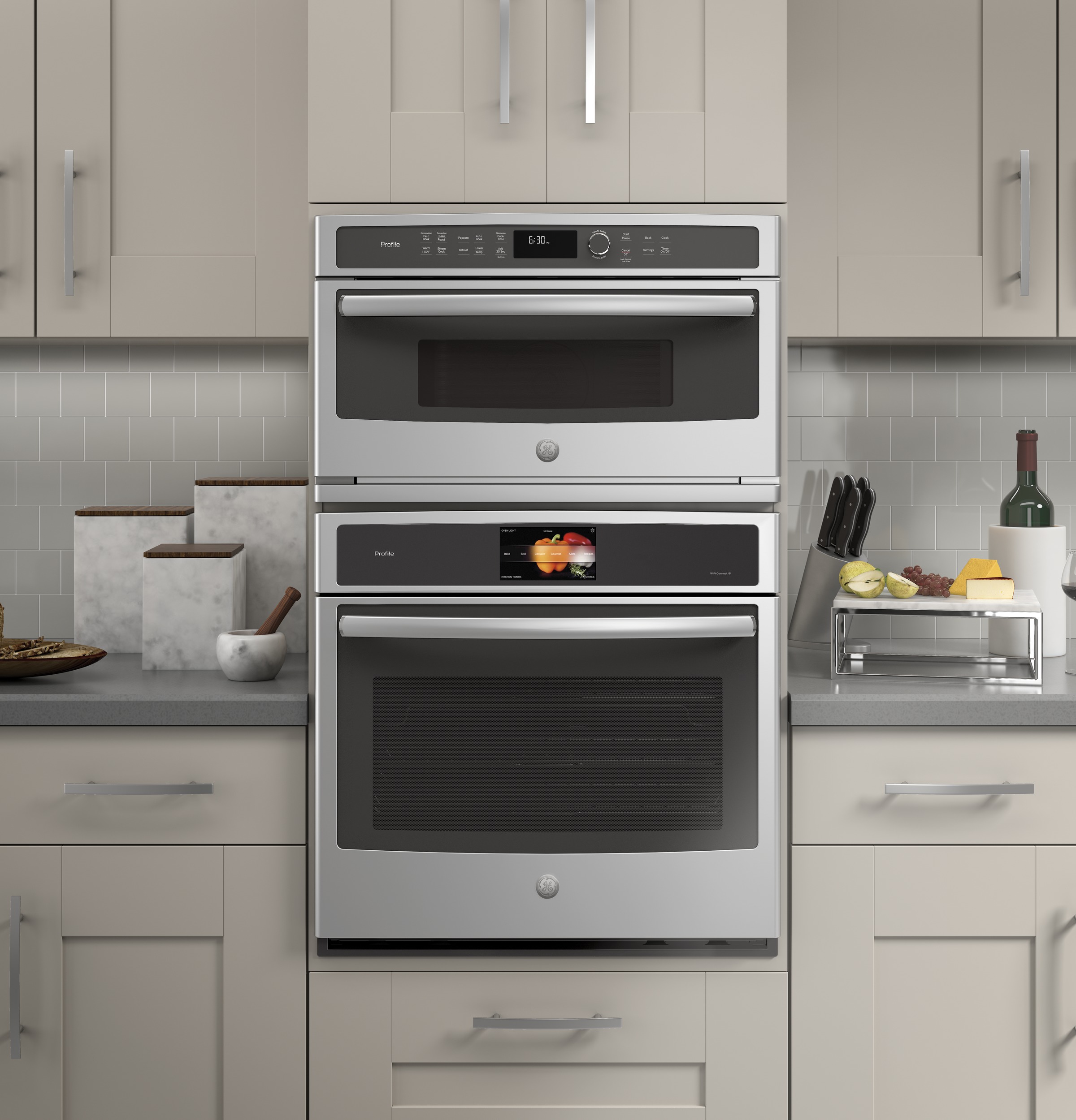 Series 30" Built-In Single Convection Wall Oven PT9051SLSS