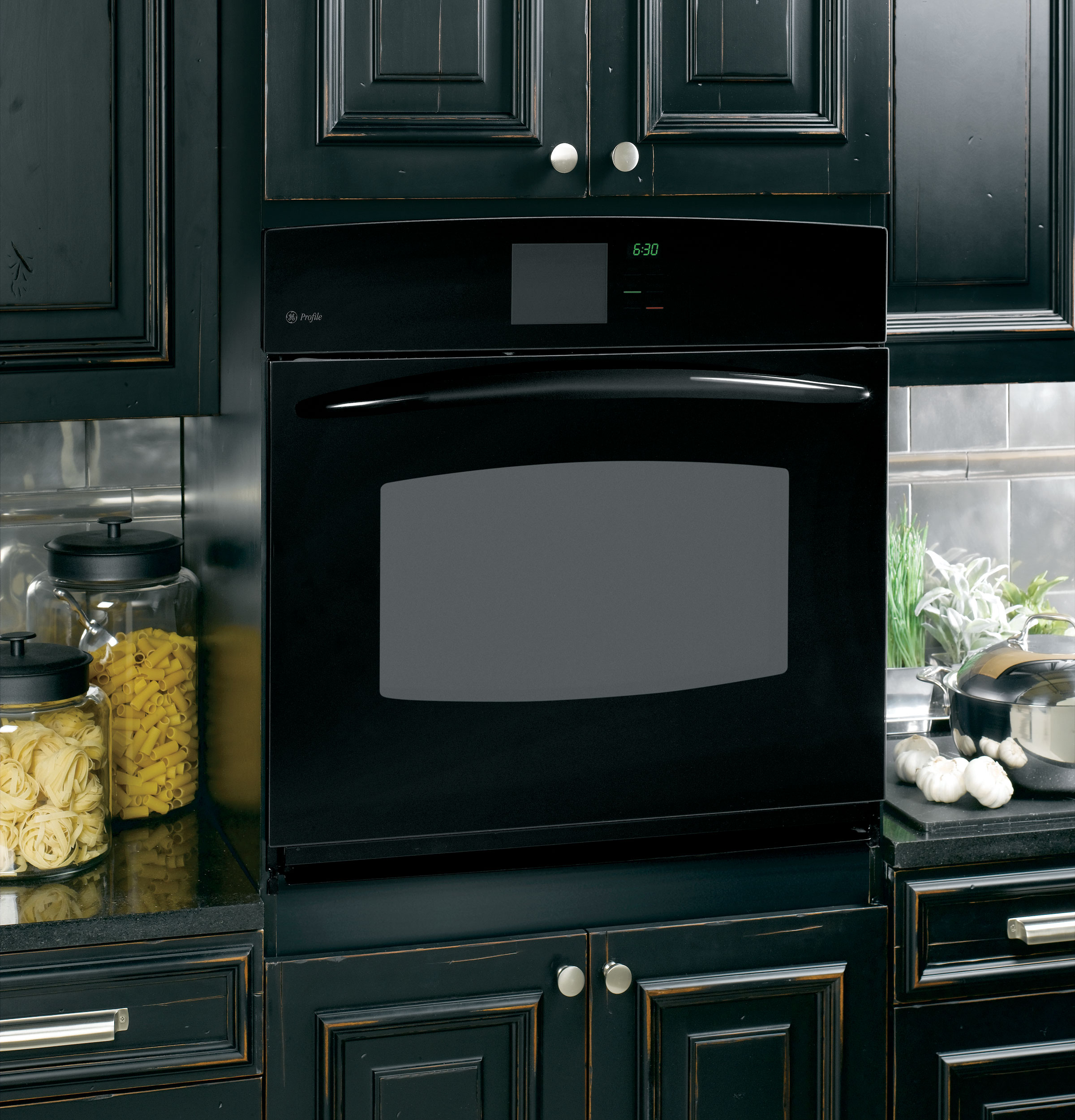 30" Built-In Single Convection Wall Oven PT920DRBB