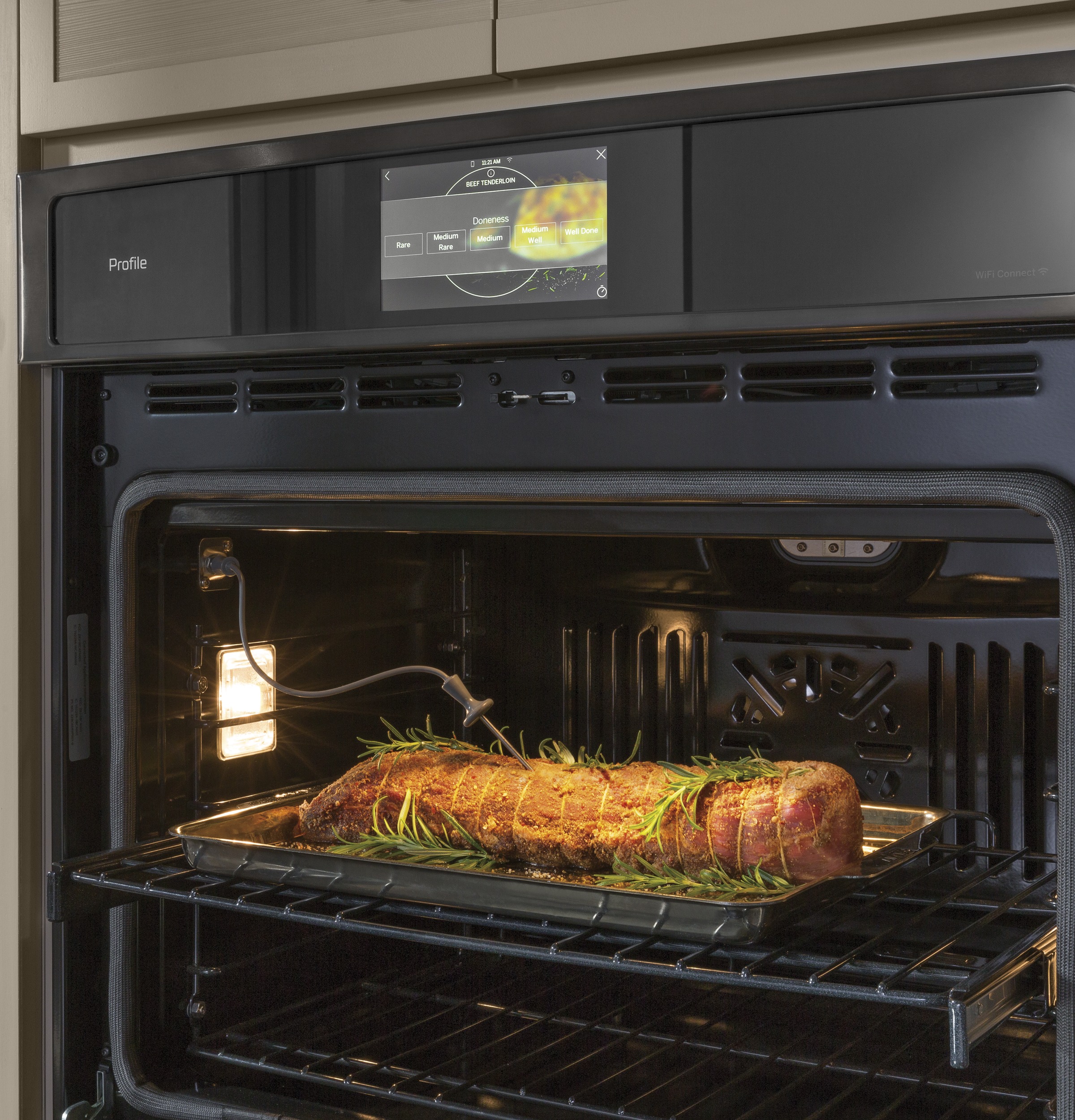 Series 30" Built-In Double Convection Wall Oven PT9551BLTS