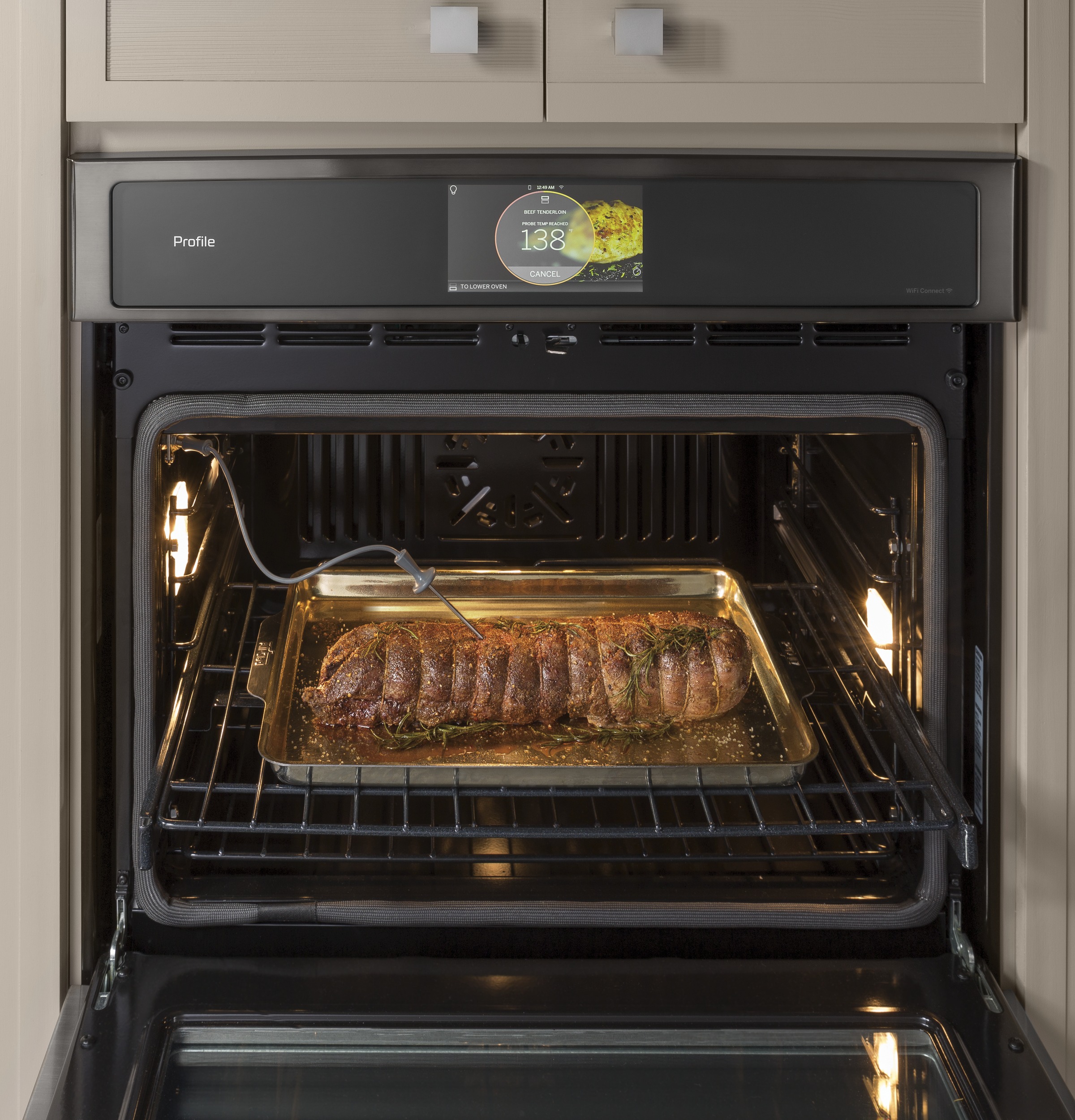 Series 30" Built-In Double Convection Wall Oven PT9551BLTS