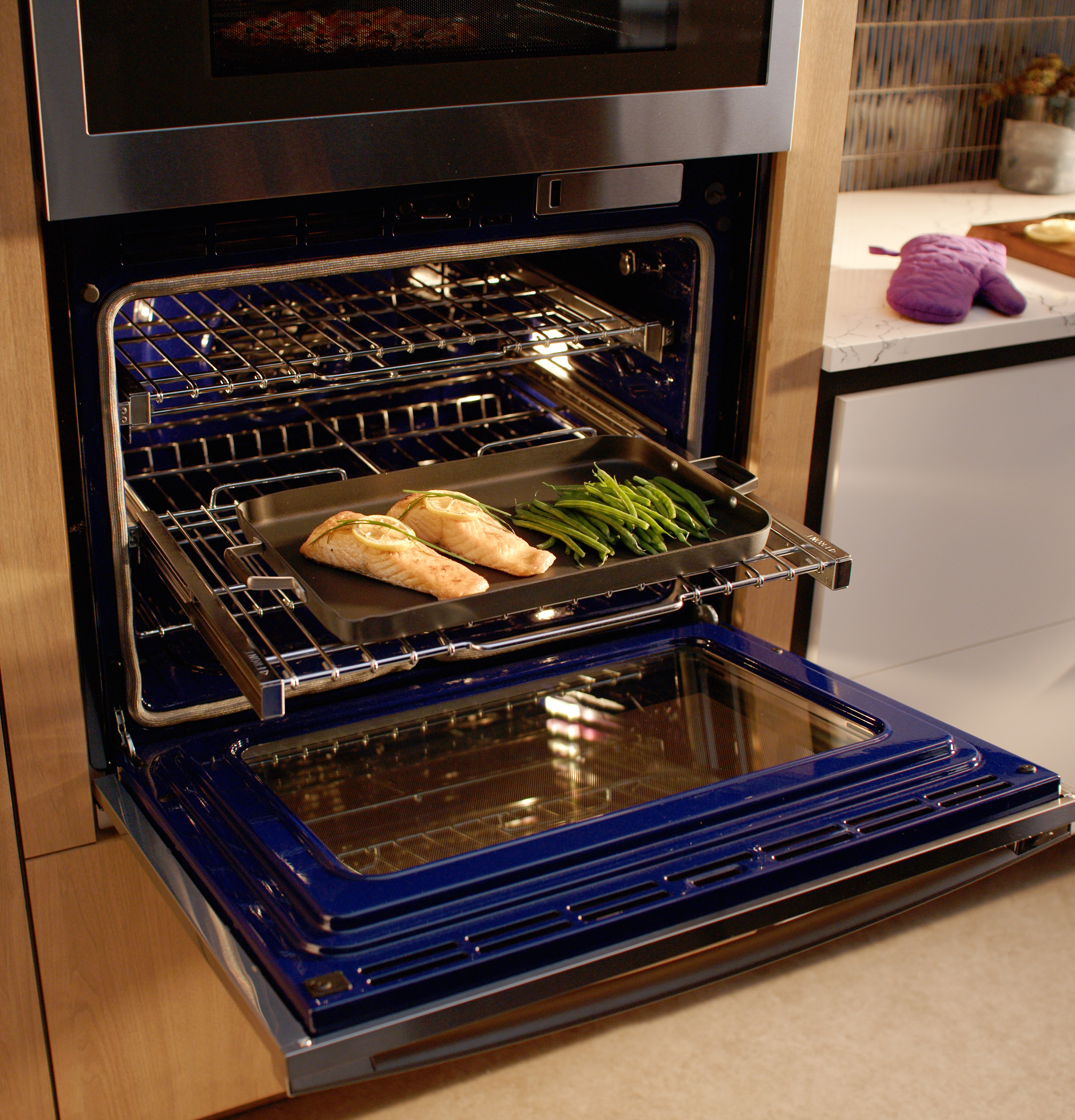 30 in. Combination Double Wall Oven with Convection, Air Fry, Steam, Sous Vide, and Advantium Technology view 9