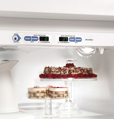 21.7 Cu. Ft. Stainless Top-Freezer Refrigerator PTS22SCRBS