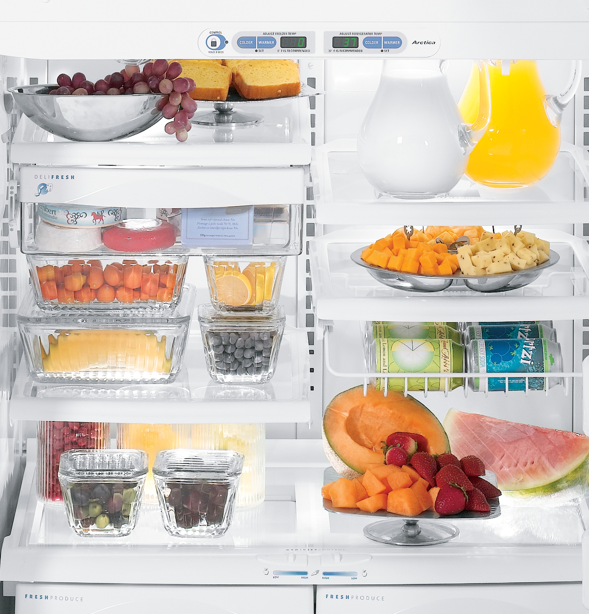 Series 24.6 Cu. Ft. Top-Freezer Refrigerator PTS25LHSWW, product image 3 of 7