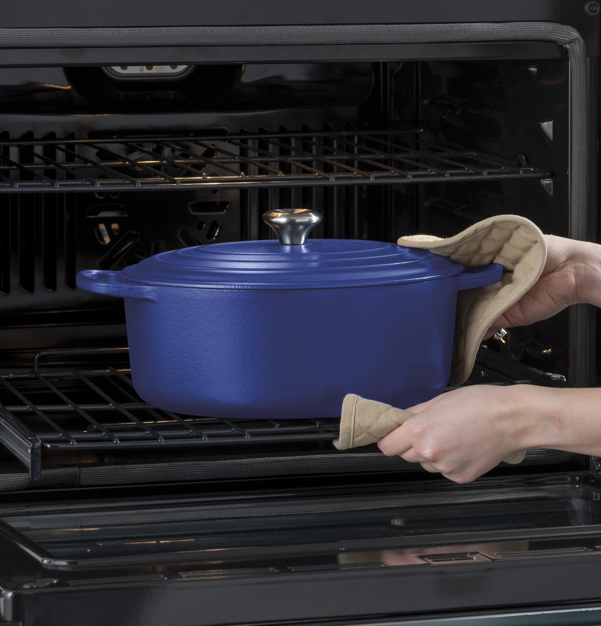 30" Smart Built-In Convection Single Wall Oven with In-Oven Camera and No Preheat Air Fry view 38