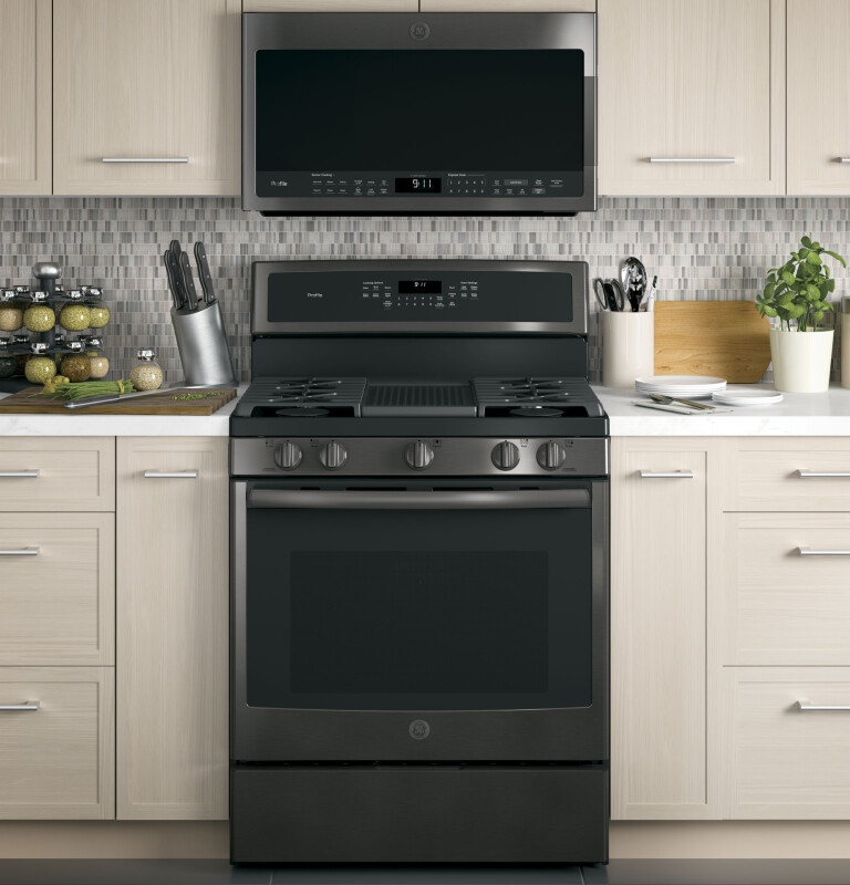 2.1 Cu. Ft. Over-the-Range Sensor Microwave Oven view 3